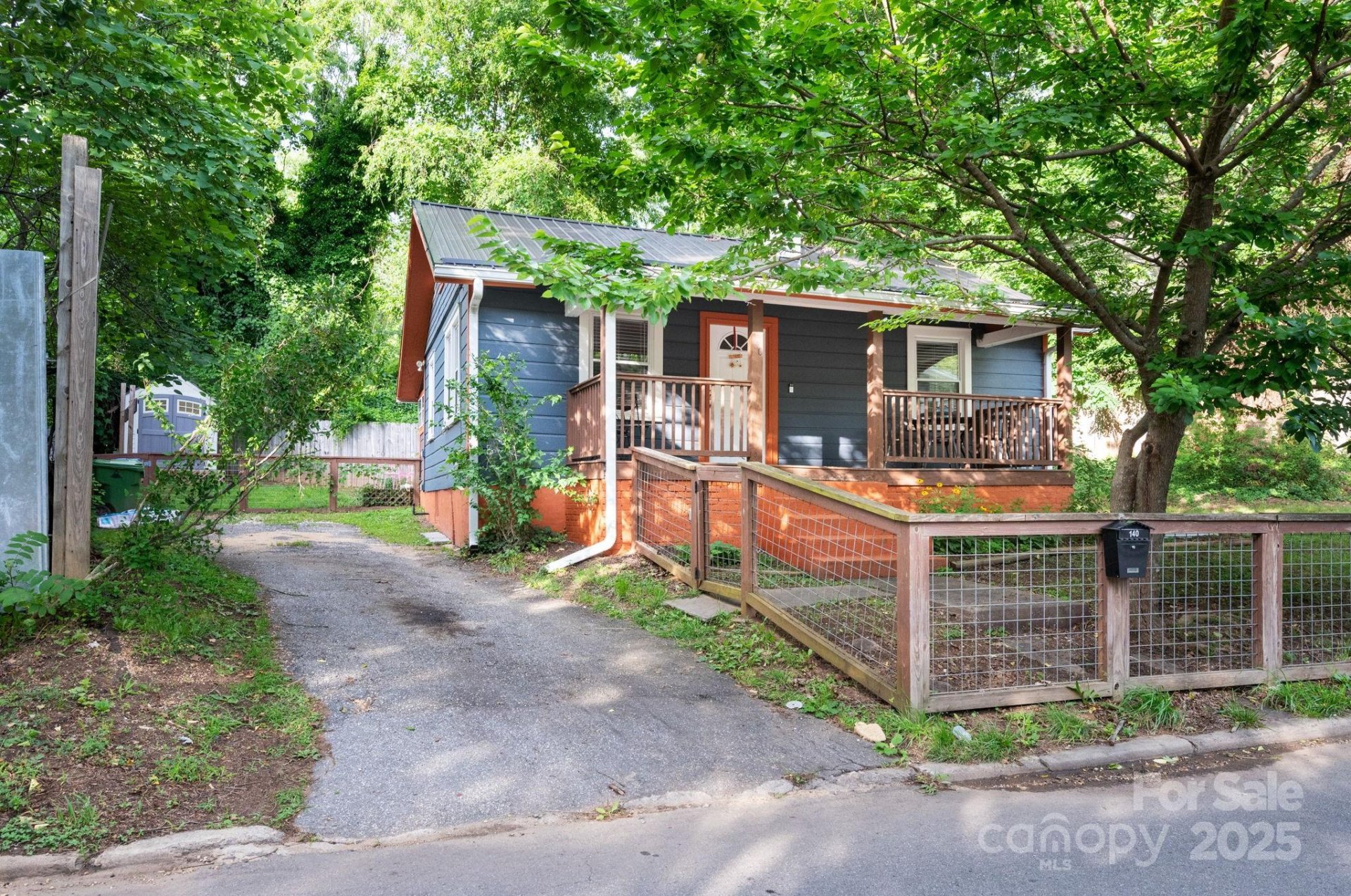 Property image 2 at 140 State Street, Asheville, NC 28806