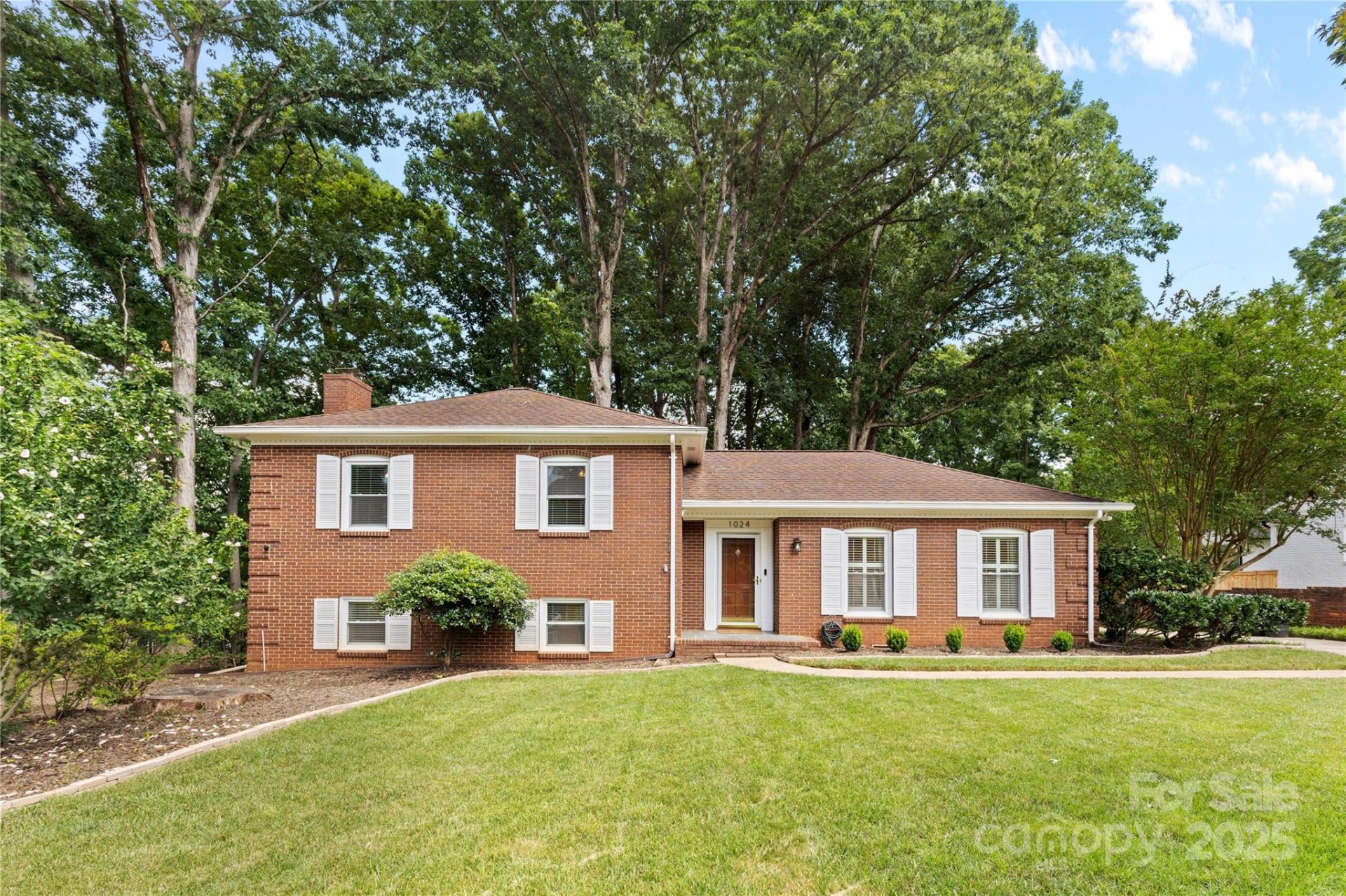 Property image 1 at 1024 Regency Drive, Charlotte, NC 28211