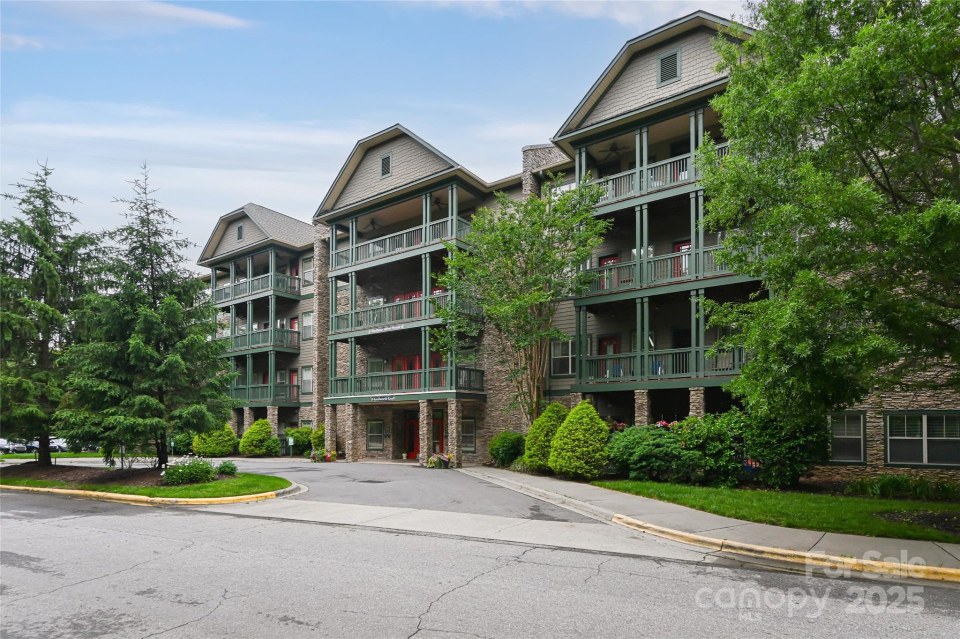 Property image 4 at 9 Kenilworth Knoll, Asheville, NC 28805
