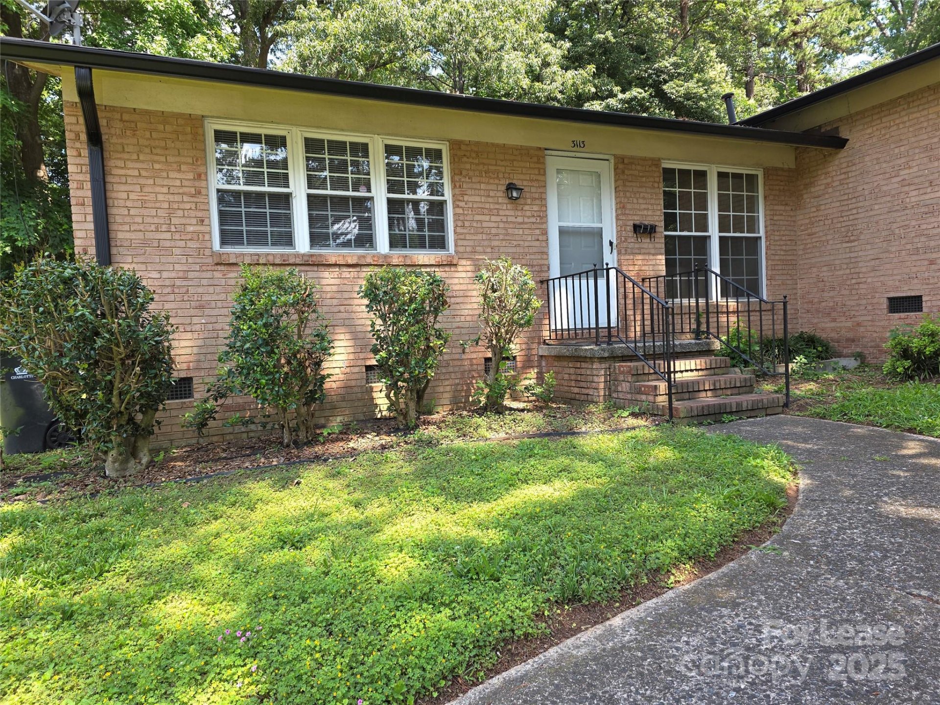 Property image 1 at 3113 Erskine Drive, Charlotte, NC 28205