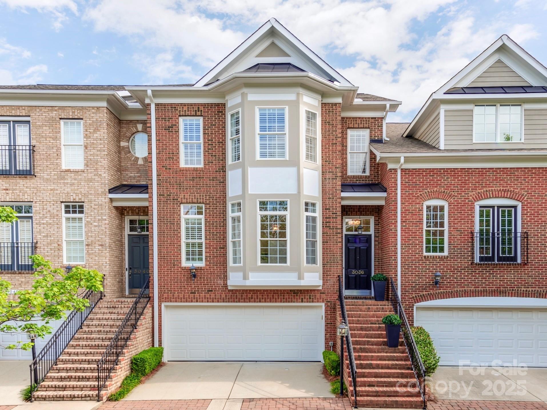 Springs Village, Charlotte Community