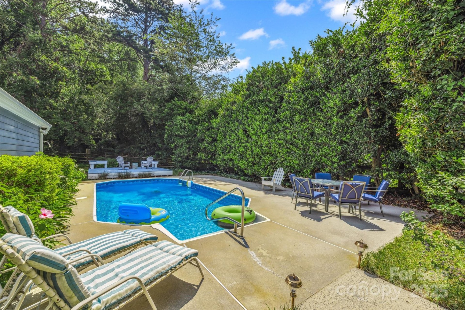 Property image 3 at 4911 Rivergreen Lane, Charlotte, NC 28227