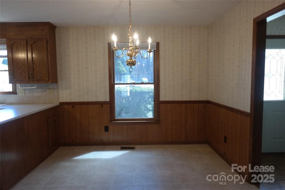 Property image 4 at 2420 Wellington Drive, Gastonia, NC 28054