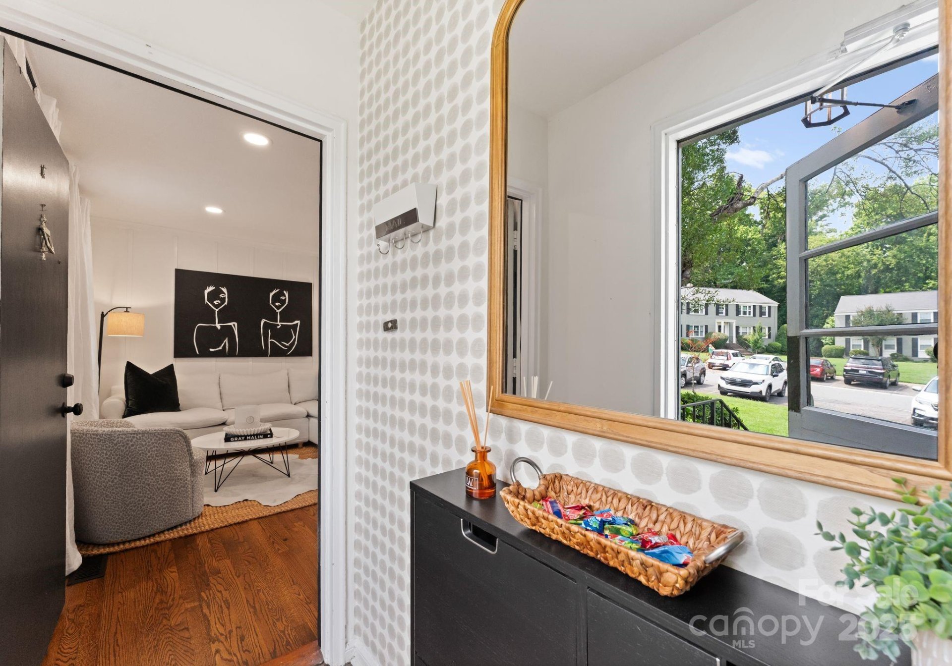 Property image 2 at 504 Wakefield Drive, Charlotte, NC 28209