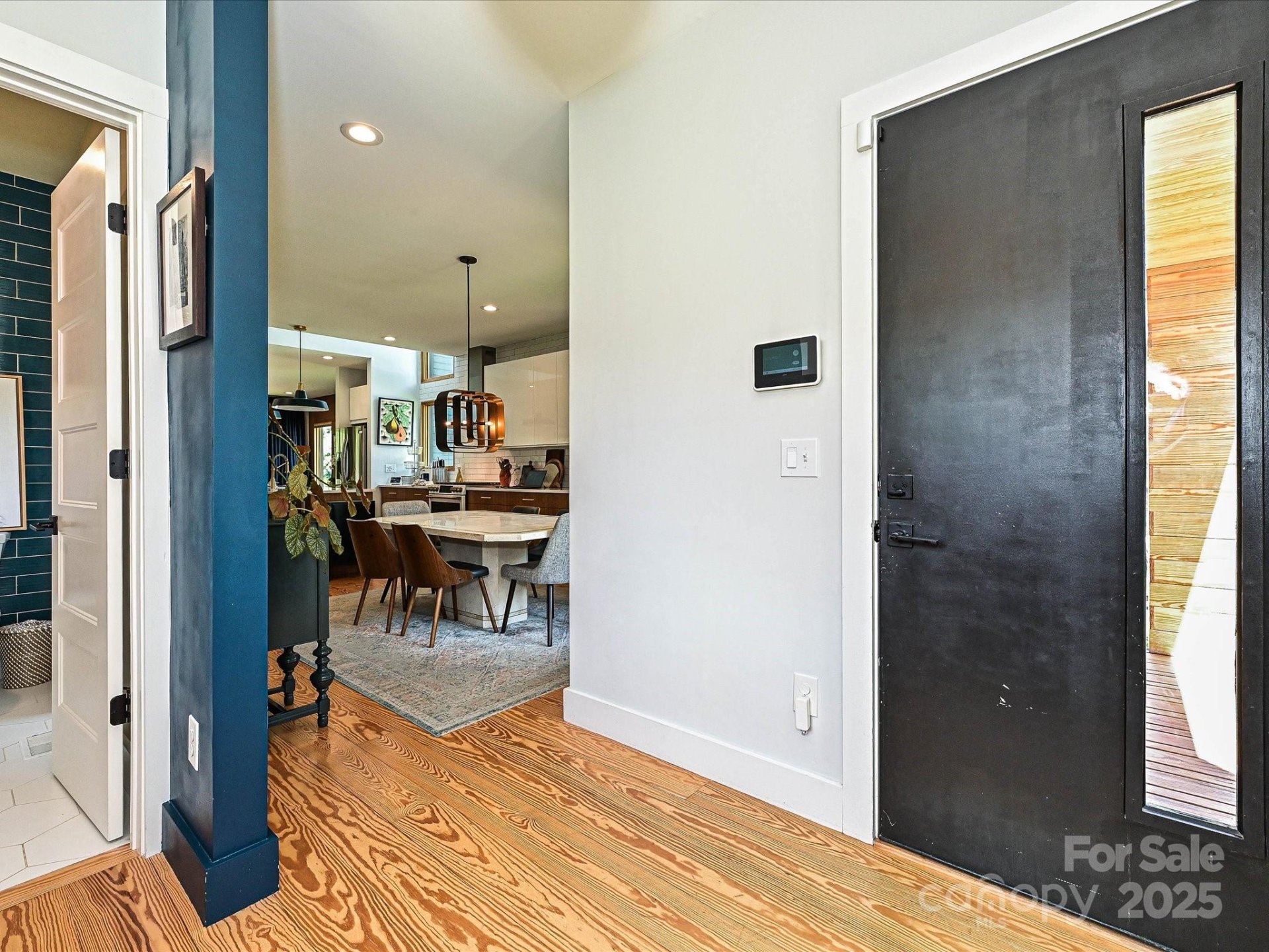 Property image 4 at 2553 Elkwood Circle, Charlotte, NC 28205