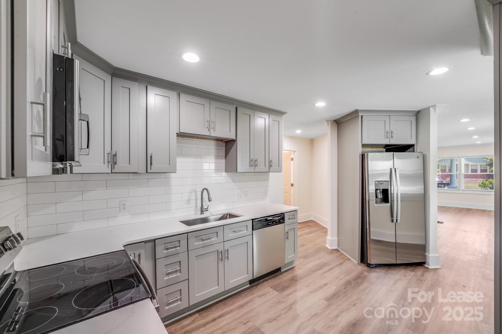 Property image 1 at 1101 Justice Avenue, Charlotte, NC 28206