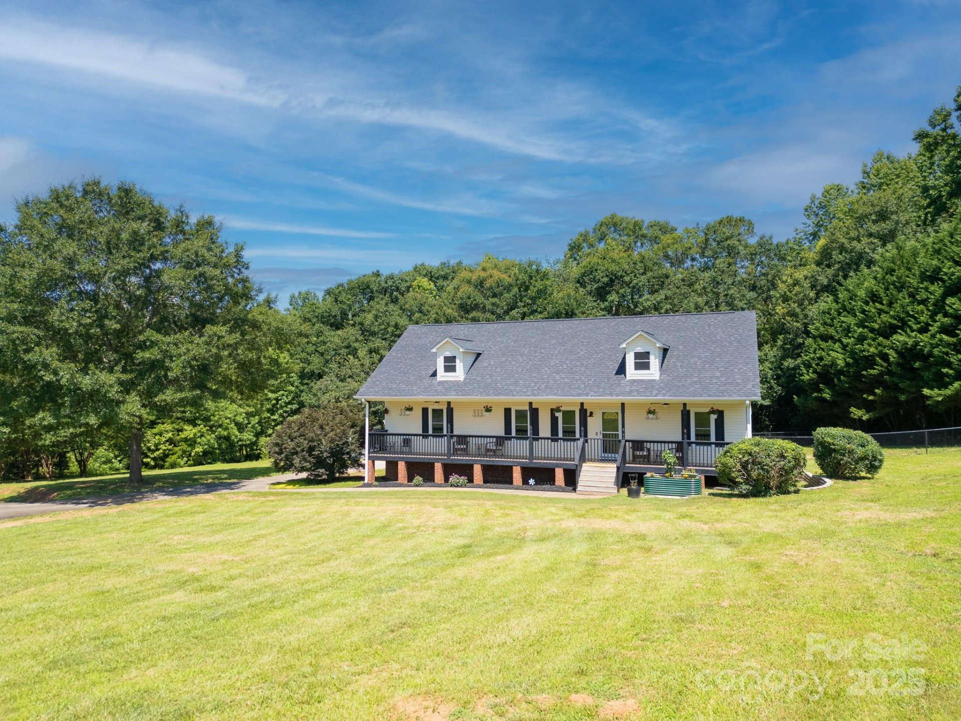 Property image 4 at 814 Carved Oak Court, York, SC 29745