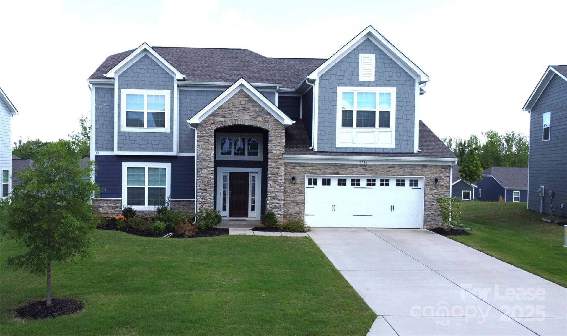 3719 Wave Rock Court