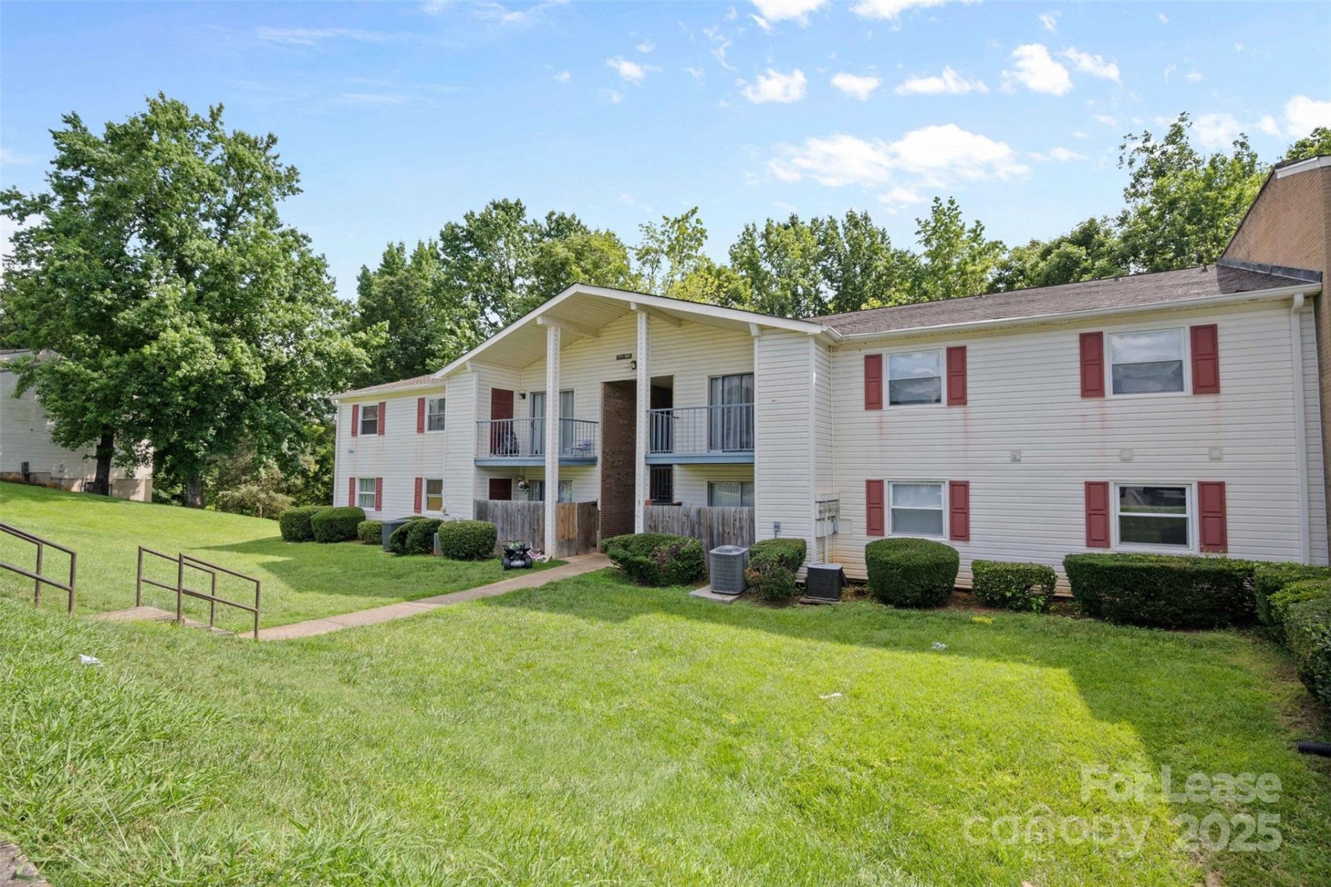 Property image 3 at 7984 Shady Oak Trail, Charlotte, NC 28210