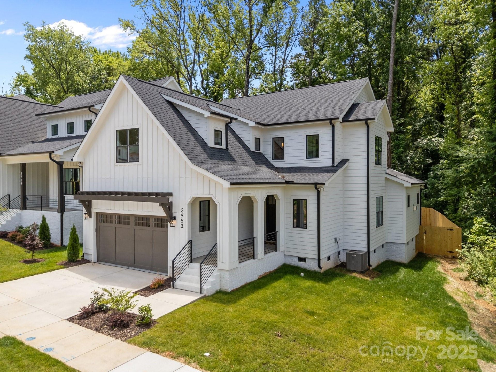 3953 Plainview Road