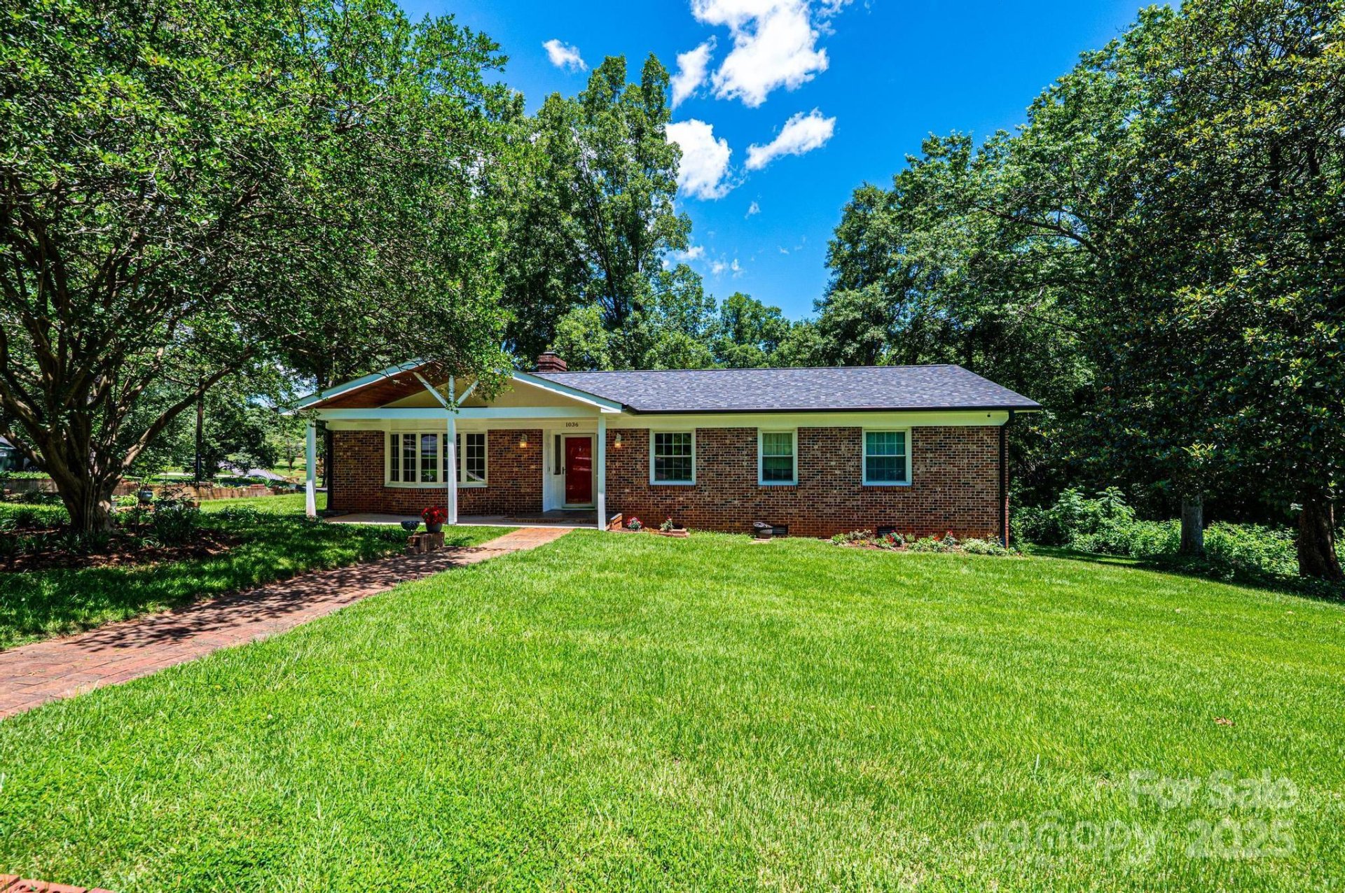 Property image 2 at 1036 11th Street Circle Drive, Hickory, NC 28601