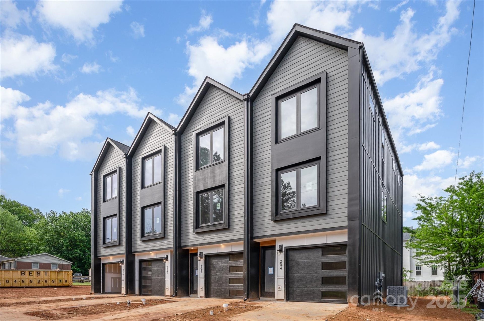 216 Mattoon Street