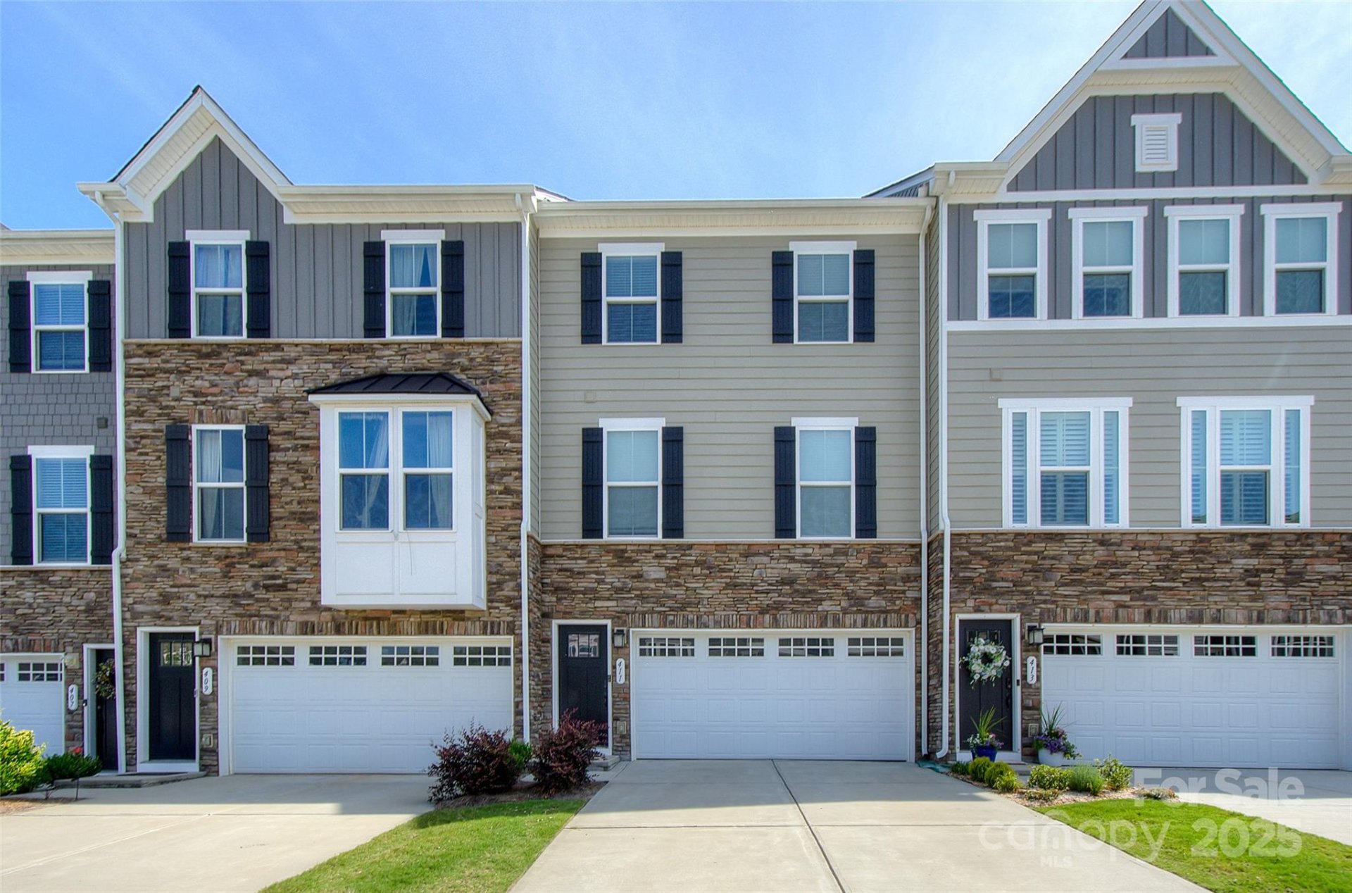 411 Lahinch Drive