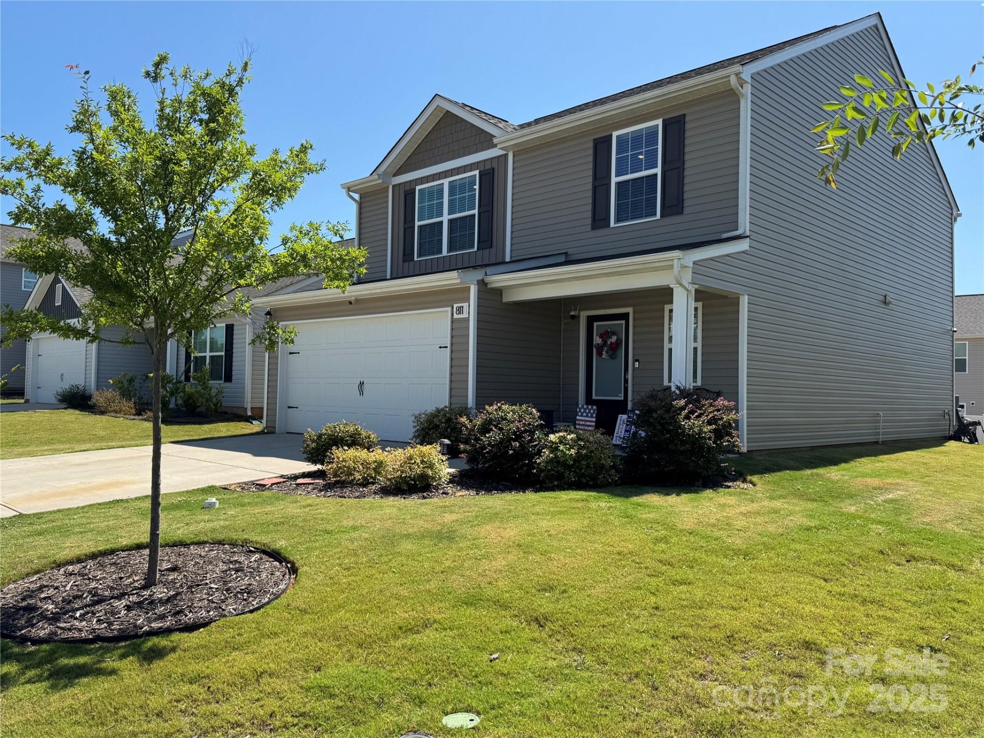 Knightsbridge, Richburg Community