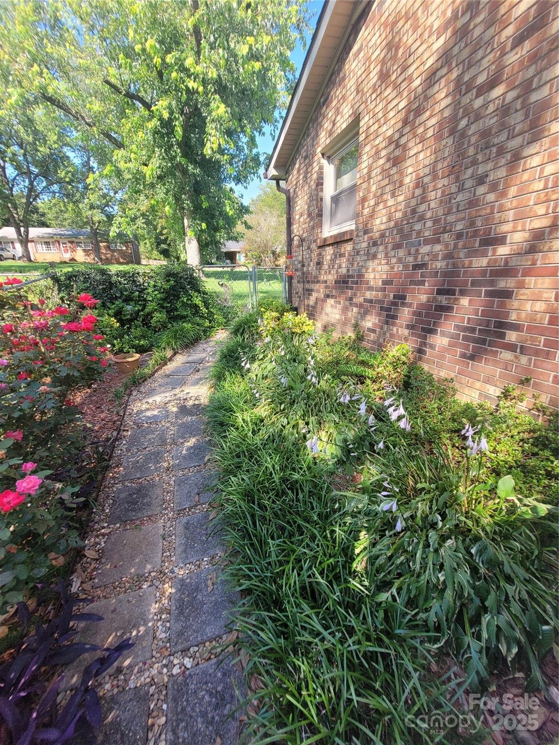 Property image 4 at 111 Redwood Lane, Gastonia, NC 28052