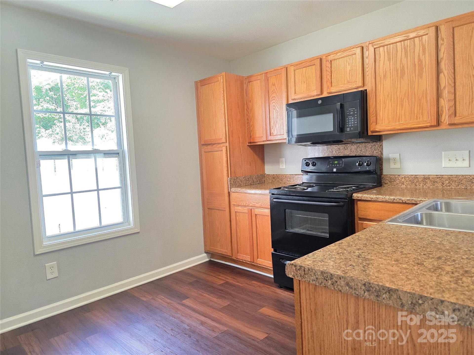 Property image 2 at 7315 Fig Lane, Charlotte, NC 28215