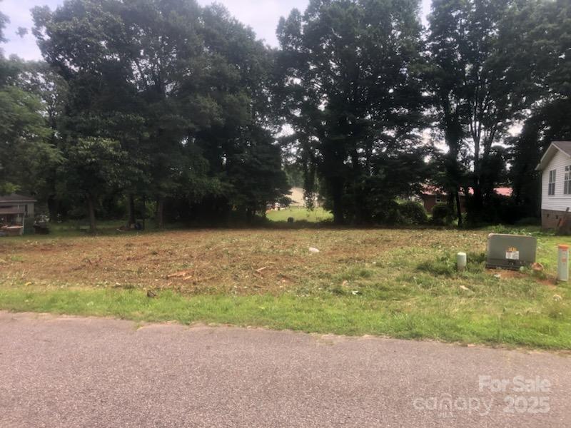 Property image 2 at 2507 Pacer Lane, Statesville, NC 28677