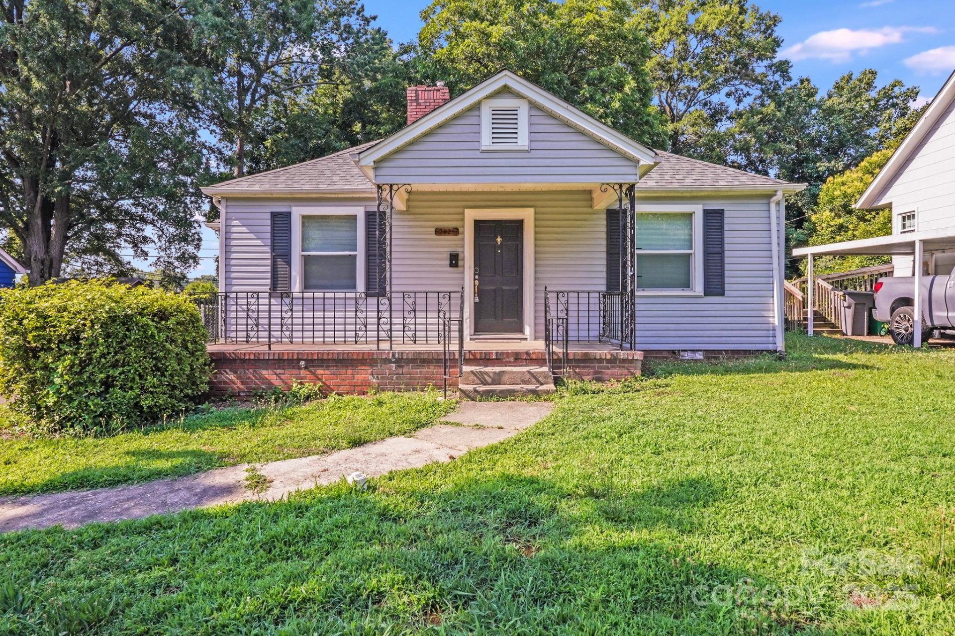Property image 2 at 2405 Greenland Avenue, Charlotte, NC 28208