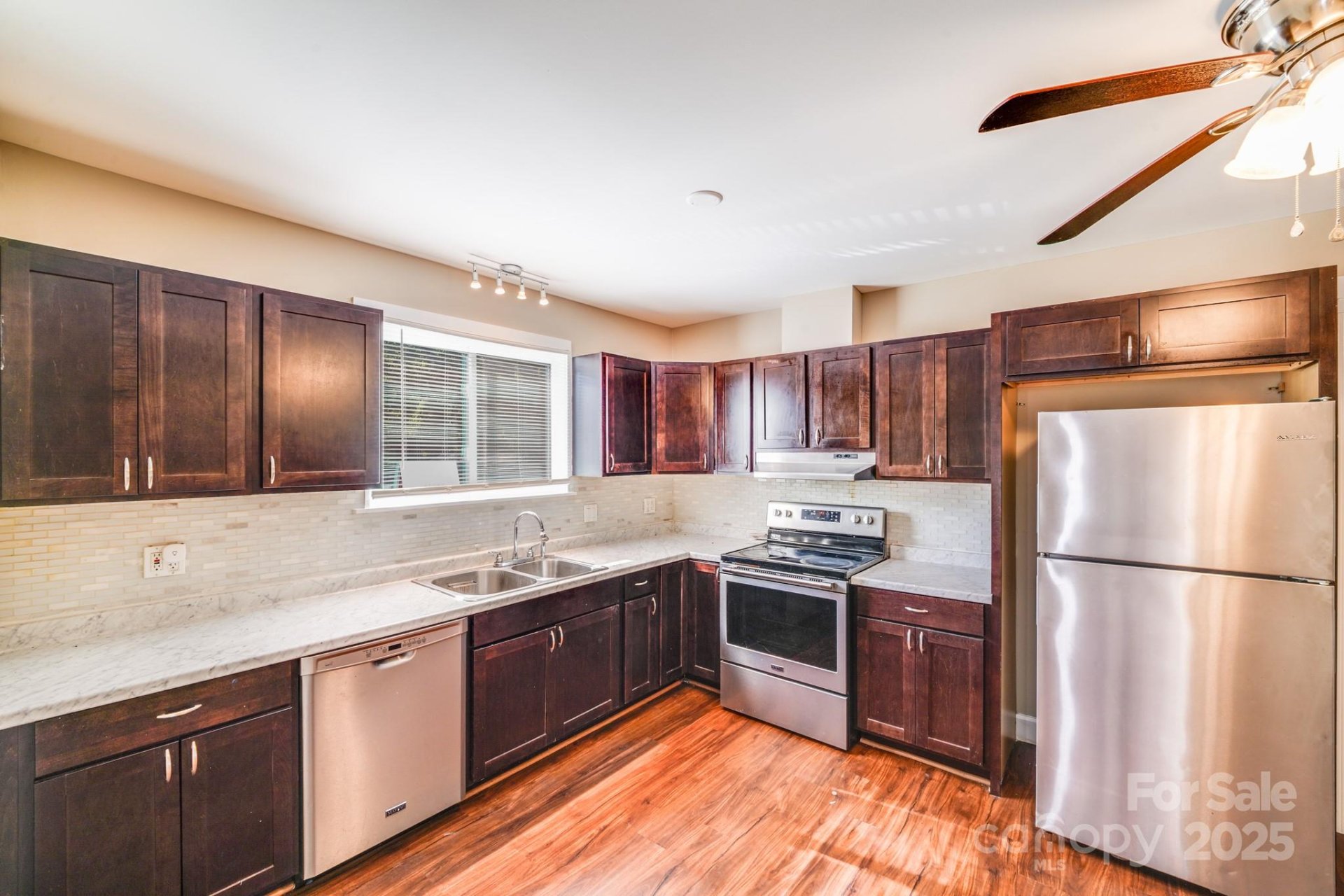 Property image 4 at 2405 Greenland Avenue, Charlotte, NC 28208