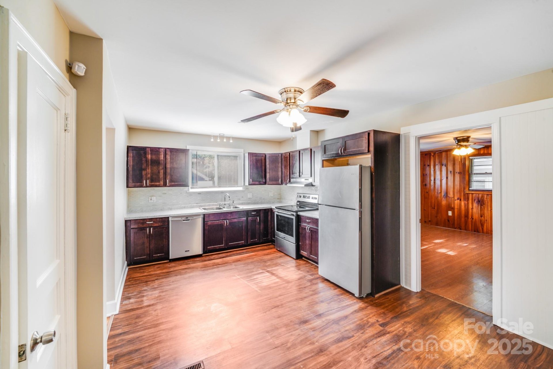 Property image 5 at 2405 Greenland Avenue, Charlotte, NC 28208