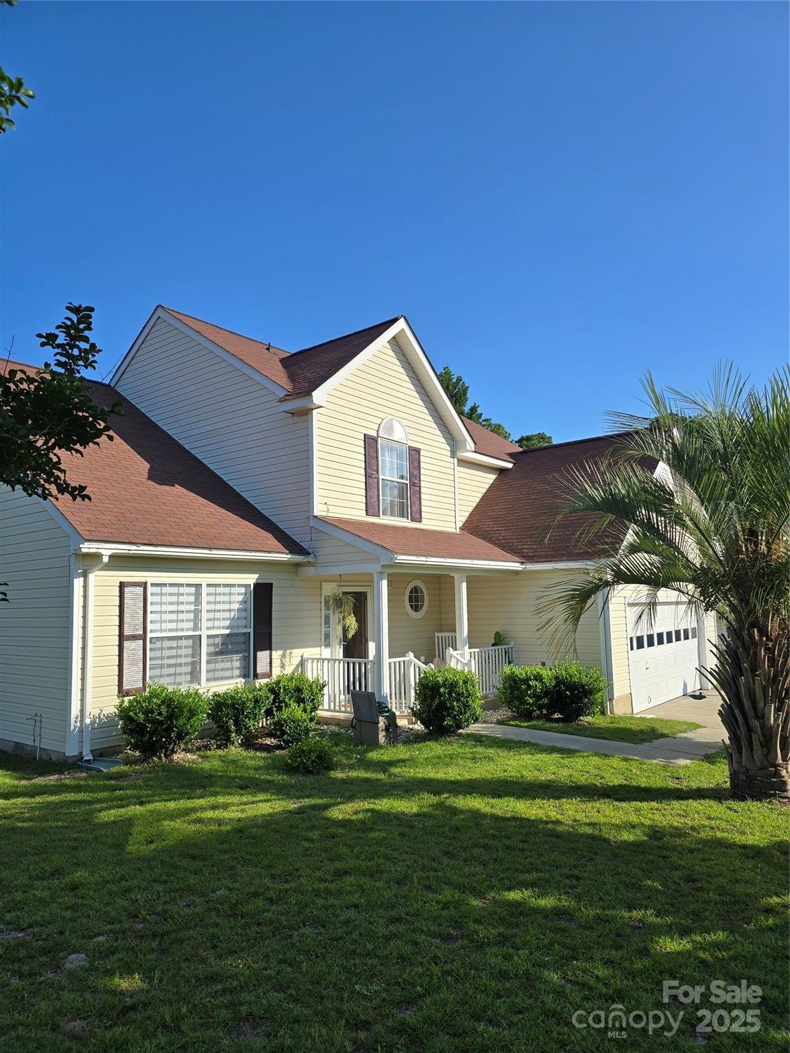 Hidden Pines, Columbia Community