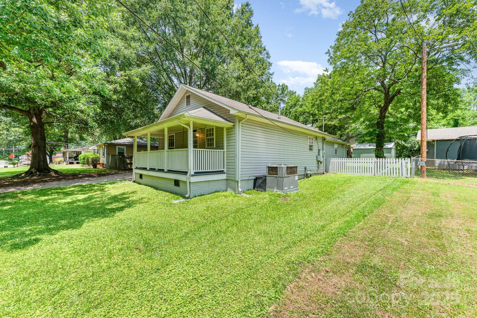Property image 3 at 909 Lakeview Street, Kannapolis, NC 28083