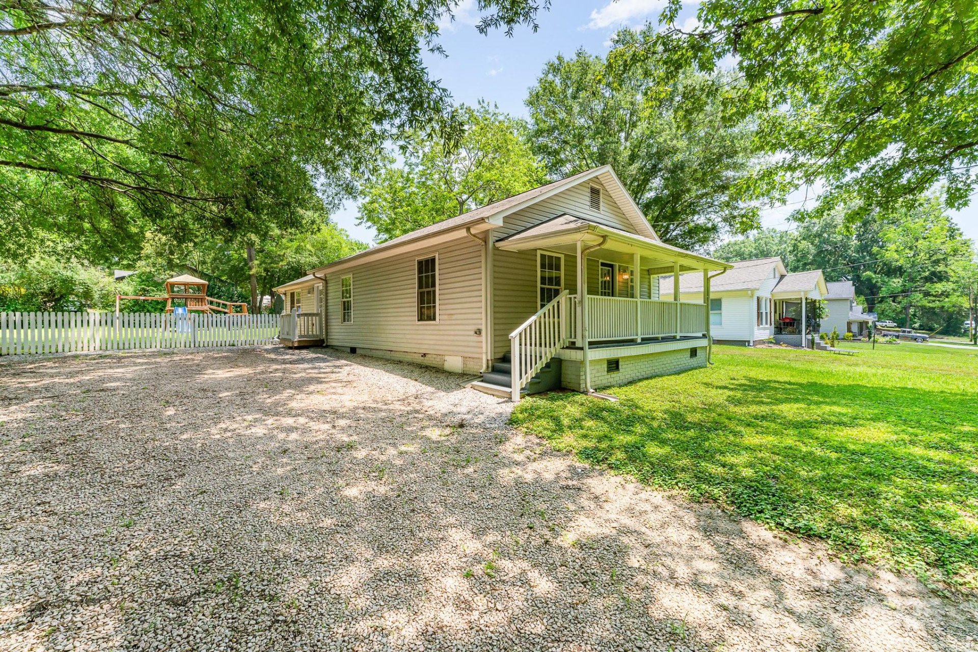 Property image 4 at 909 Lakeview Street, Kannapolis, NC 28083