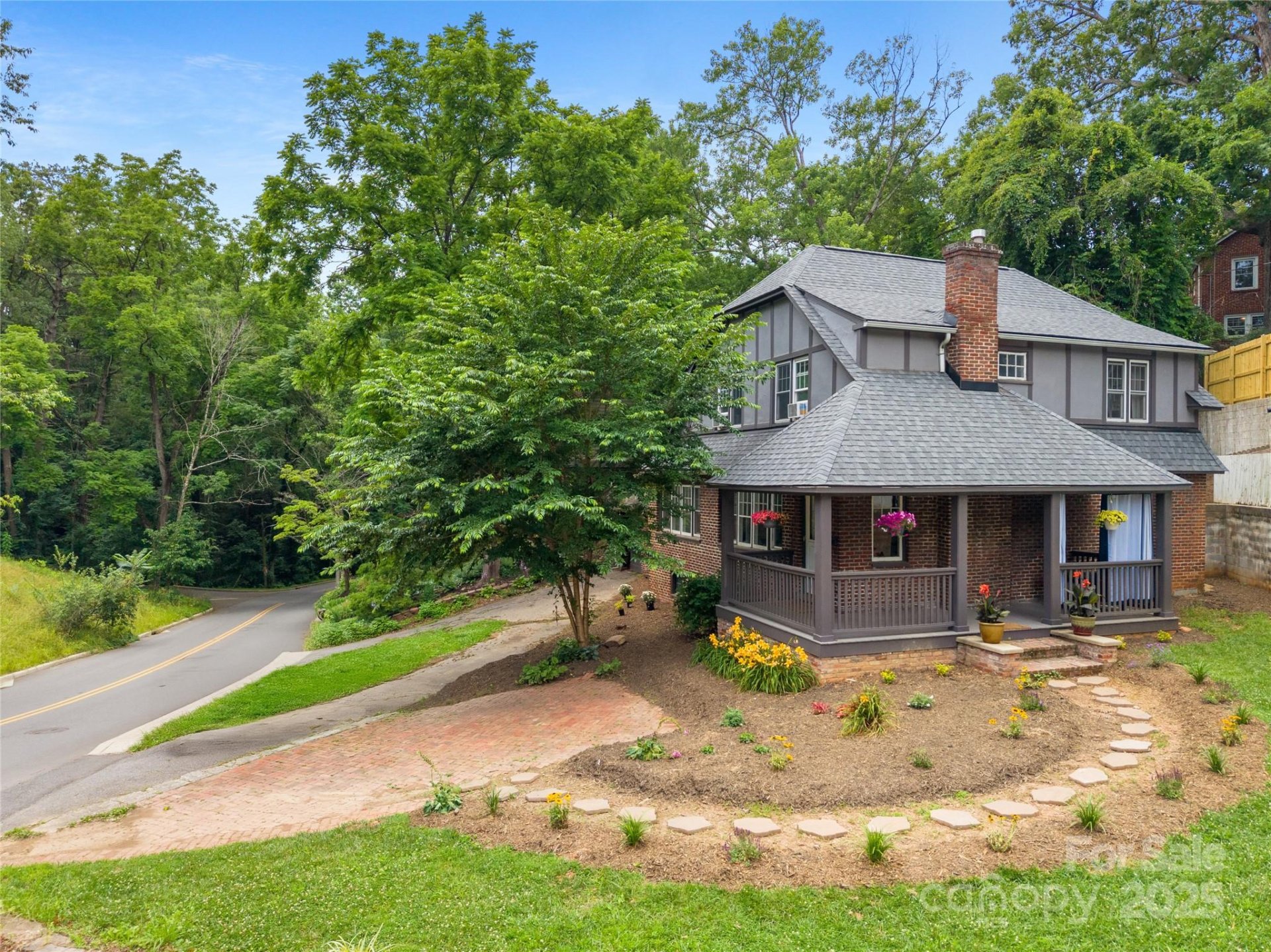 30 Caledonia Road