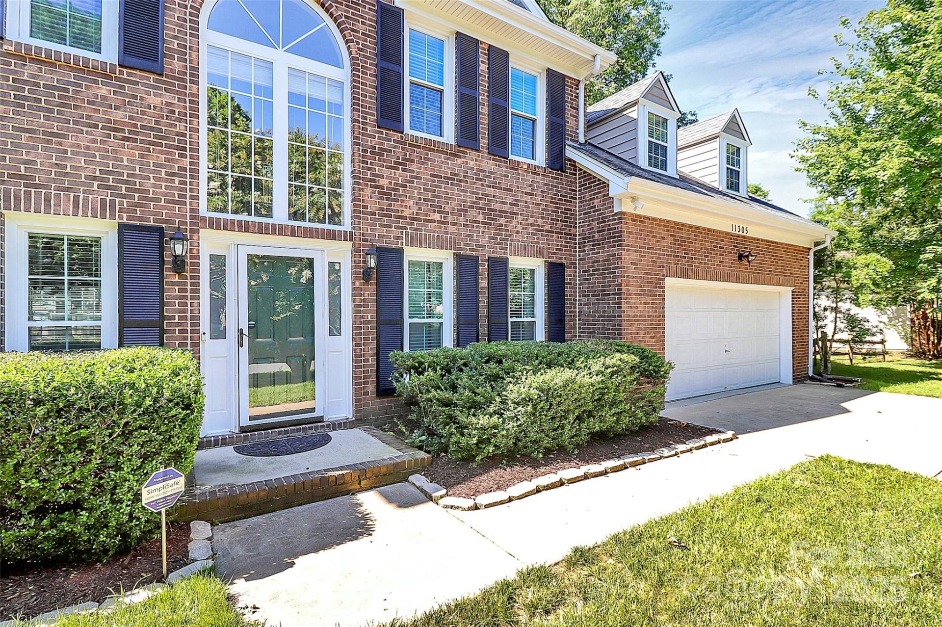 Property image 2 at 11305 Hunters Landing Drive, Charlotte, NC 28273