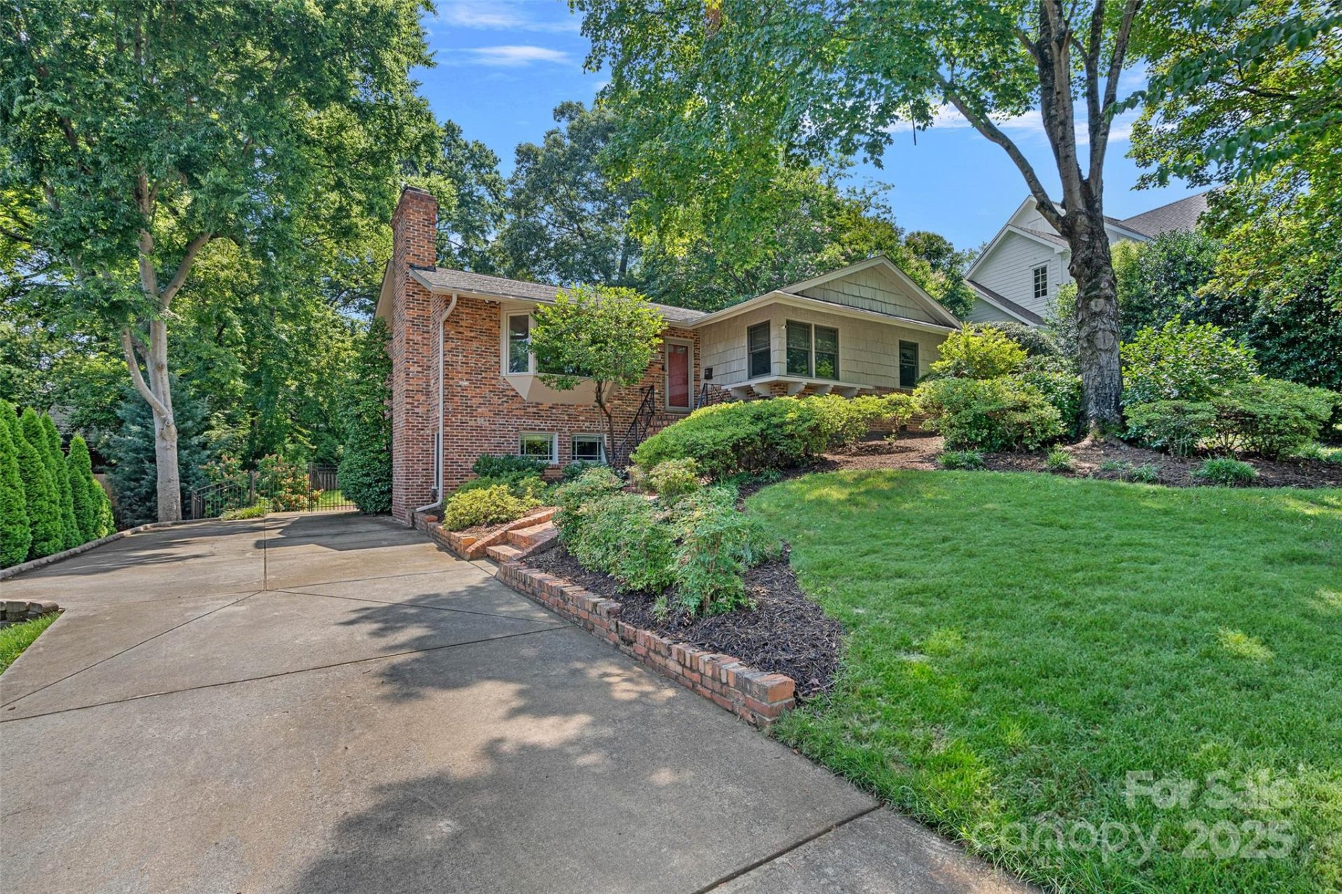 Property image 1 at 5441 Wintercrest Lane, Charlotte, NC 28209