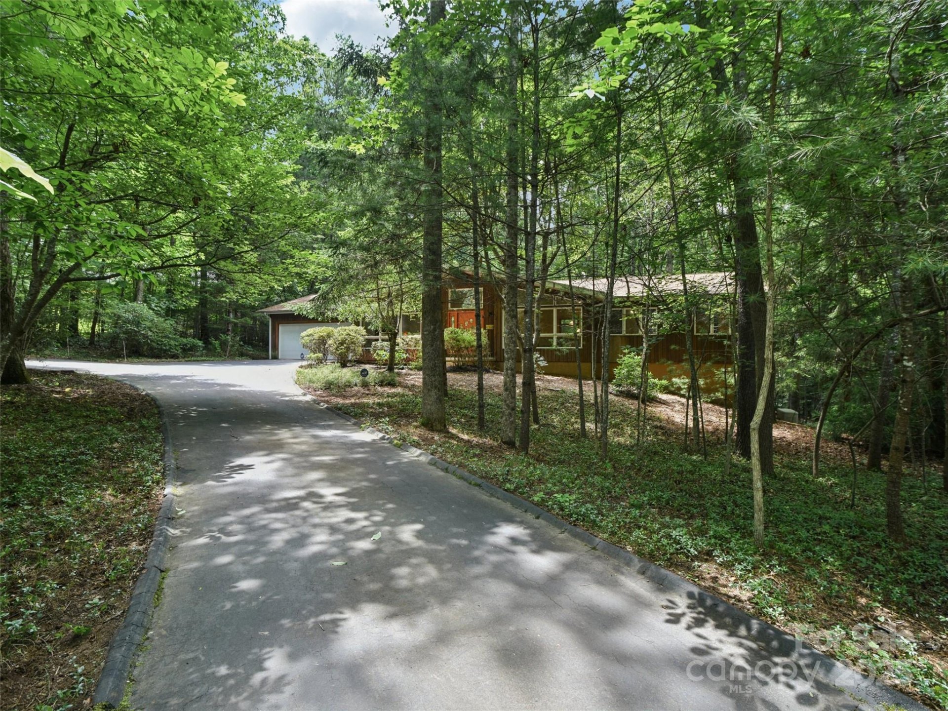 Property image 4 at 105 Sunningdale Drive, Flat Rock, NC 28731