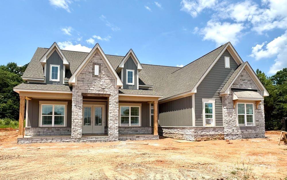 Property image 1 at 137 Crestview Lane, Troutman, NC 28166