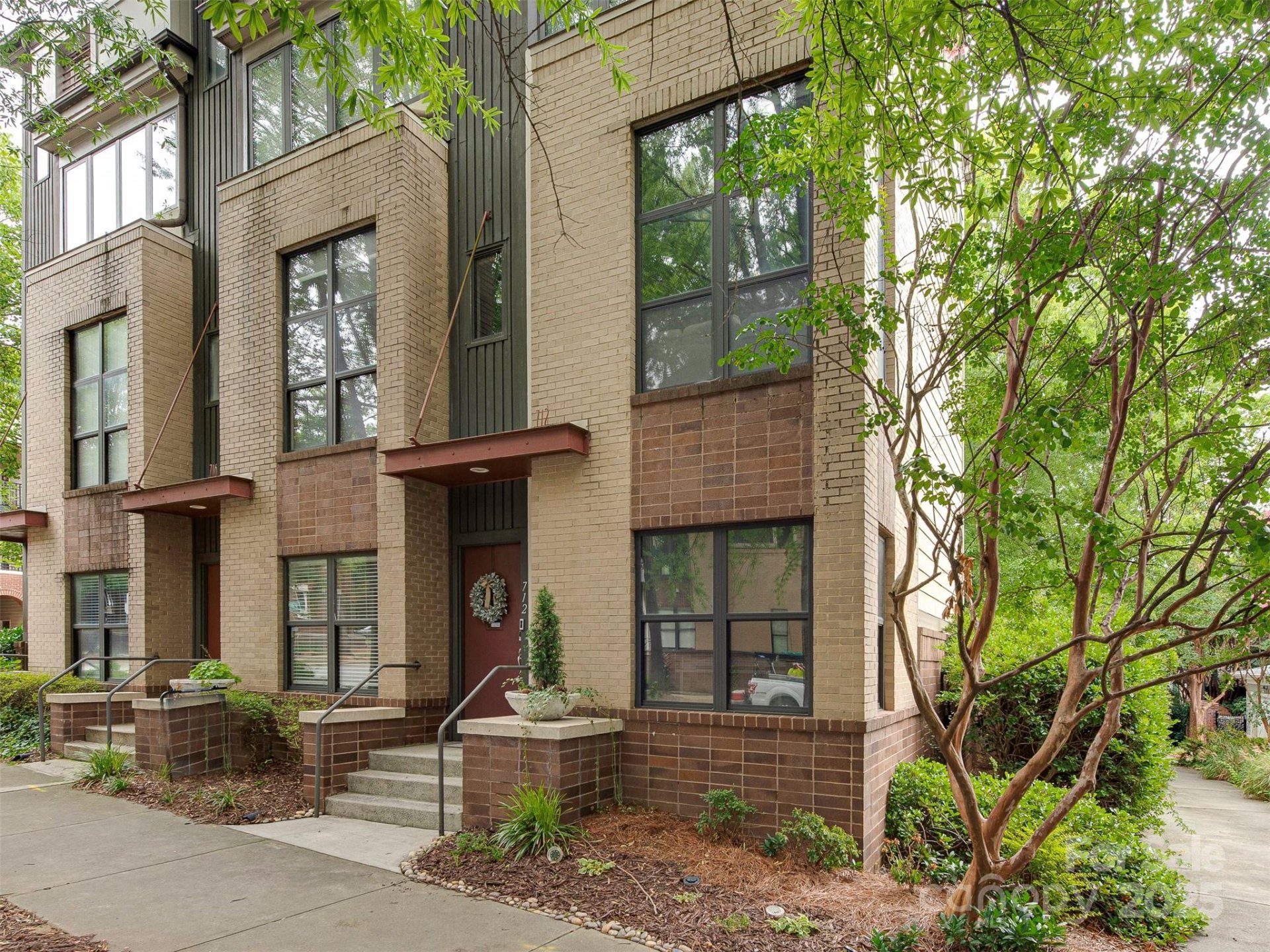 Property image 3 at 712 N Alexander Street, Charlotte, NC 28202