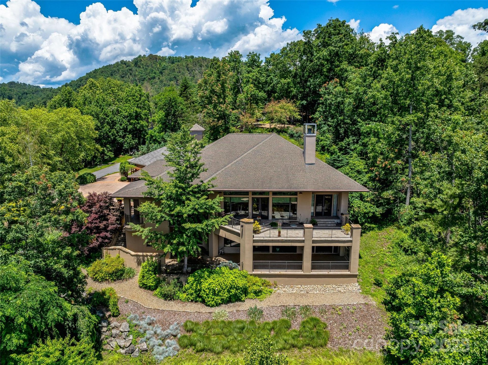Property image 2 at 27 Elk Mountain Ridge, Asheville, NC 28804