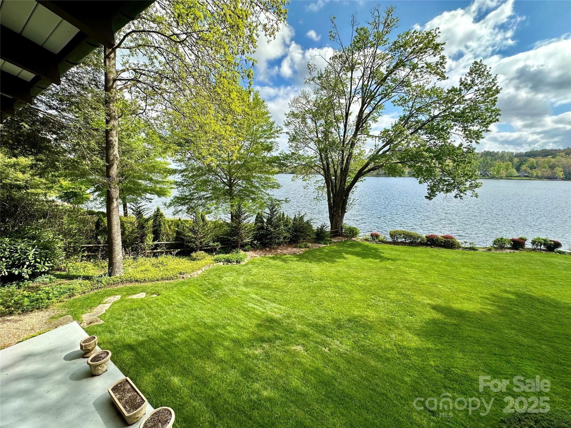 Property image 1 at 43 Chimney Point, Lake Toxaway, NC 28747