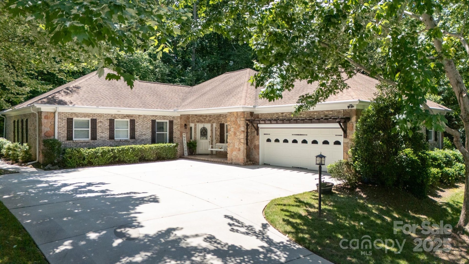 Property image 2 at 804 Creek Bluff Road, Rock Hill, SC 29732