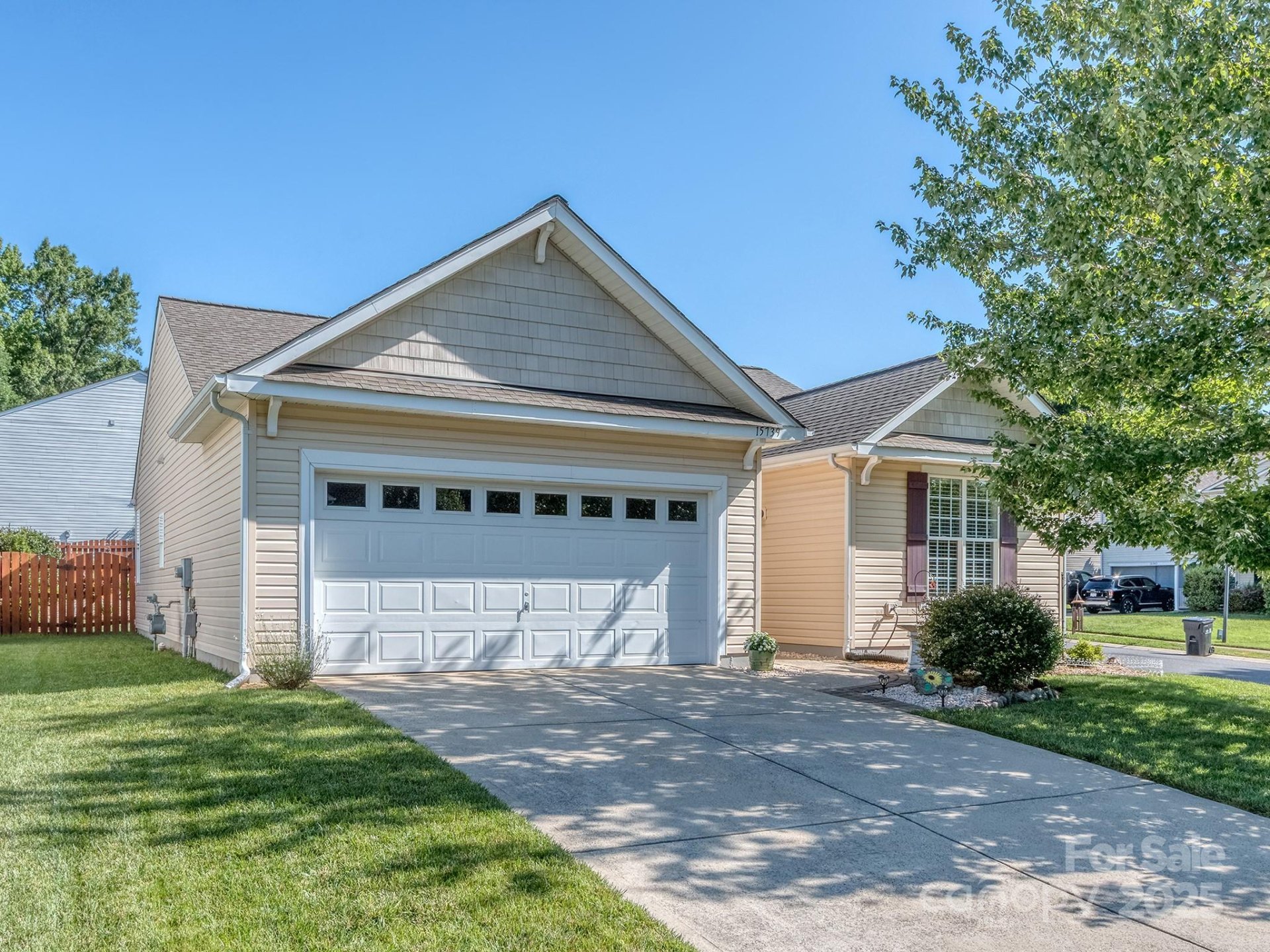 Property image 2 at 15739 Circlegreen Drive, Charlotte, NC 28273