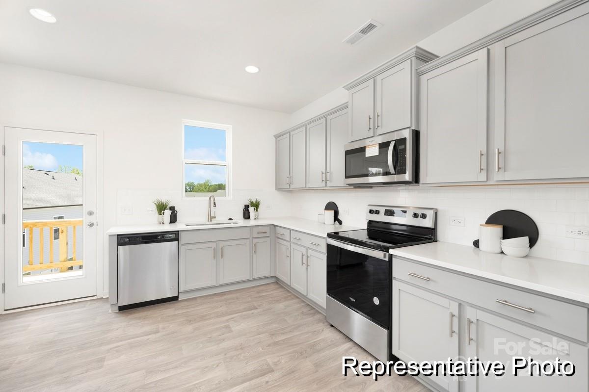 Property image 2 at 11712 Avocet Street, Charlotte, NC 28215