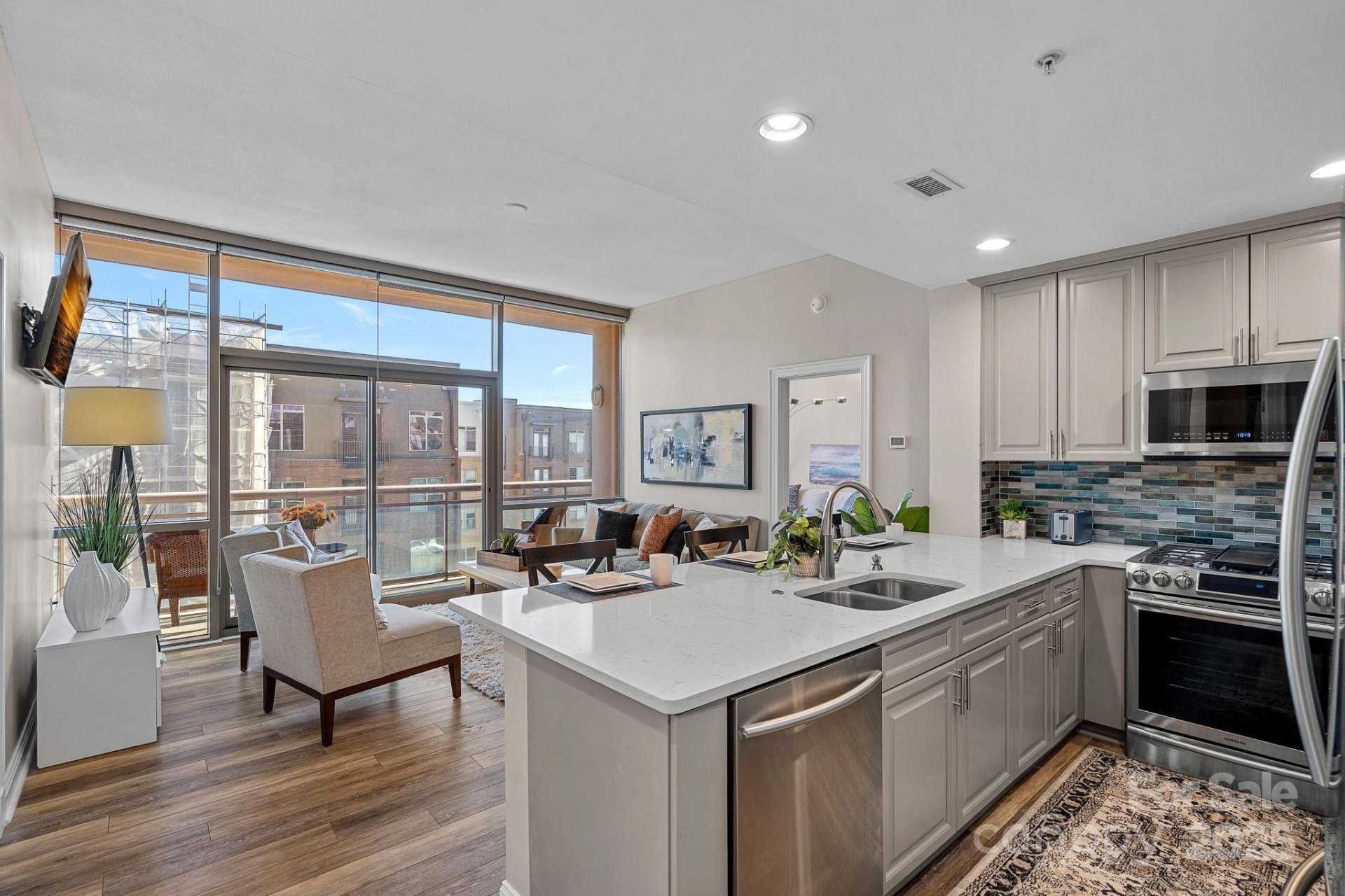 The Arlington, Charlotte community