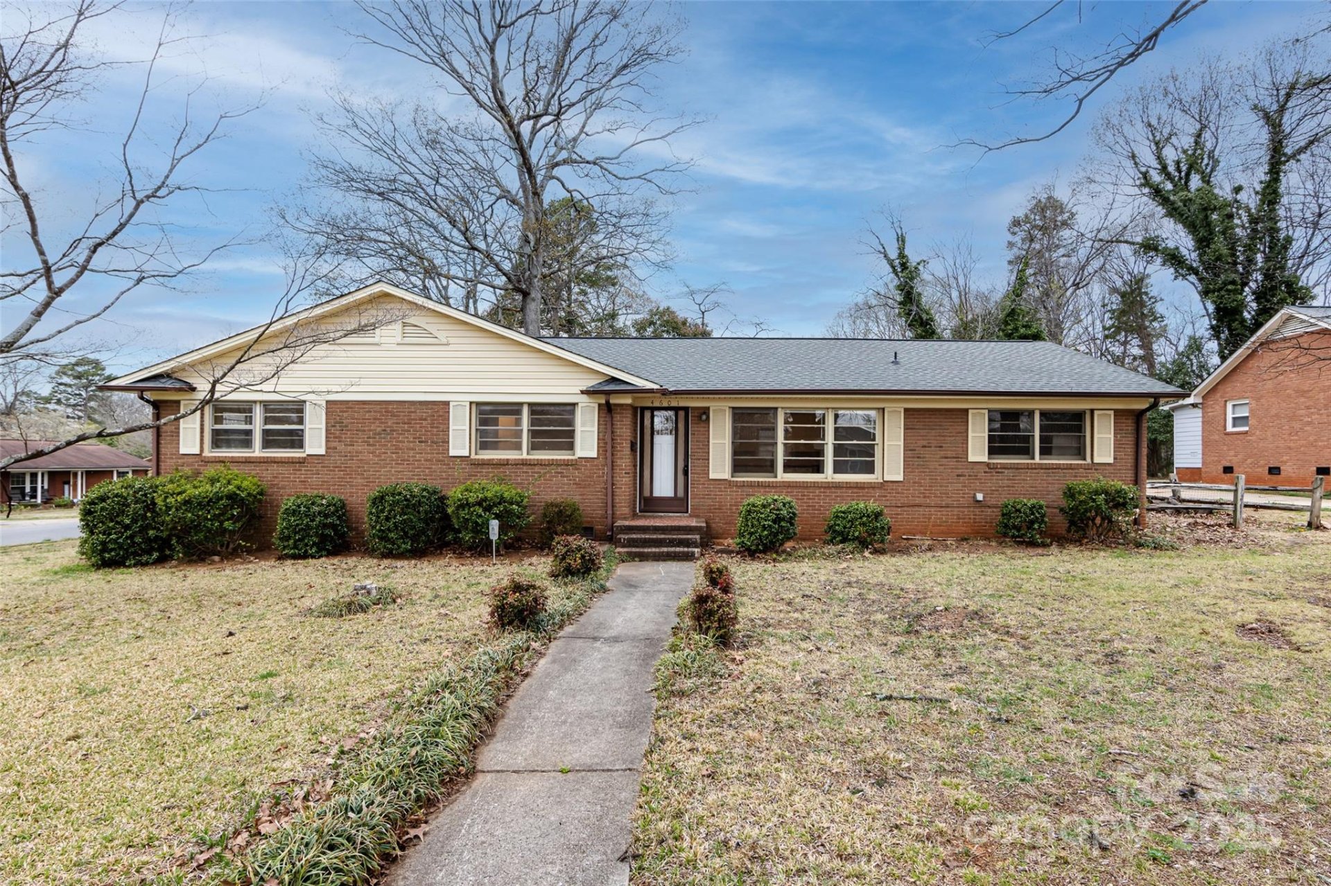 Property image 5 at 4601 Mendham Drive, Charlotte, NC 28215