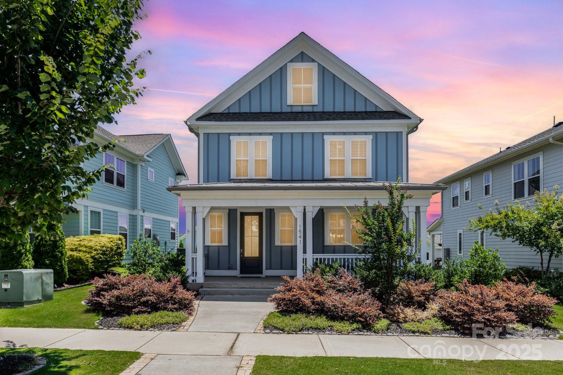 1541 Riverwalk Parkway