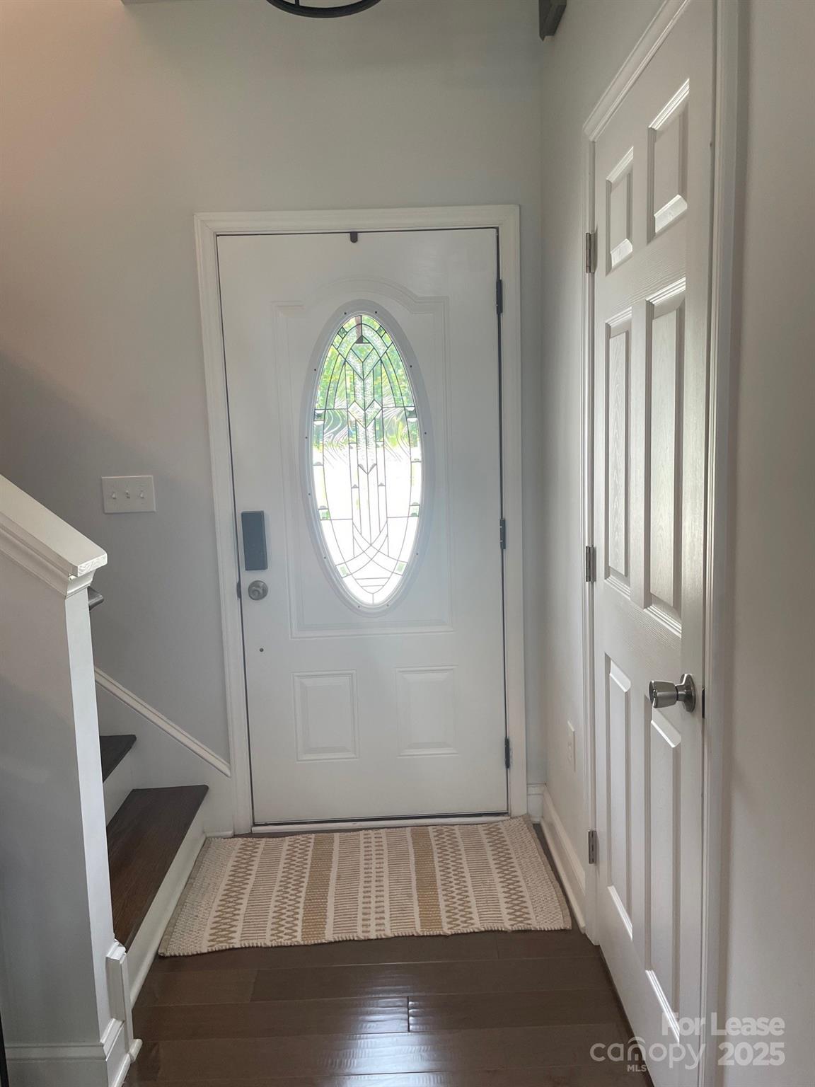 Property image 3 at 5120 Lakeview Road, Charlotte, NC 28216