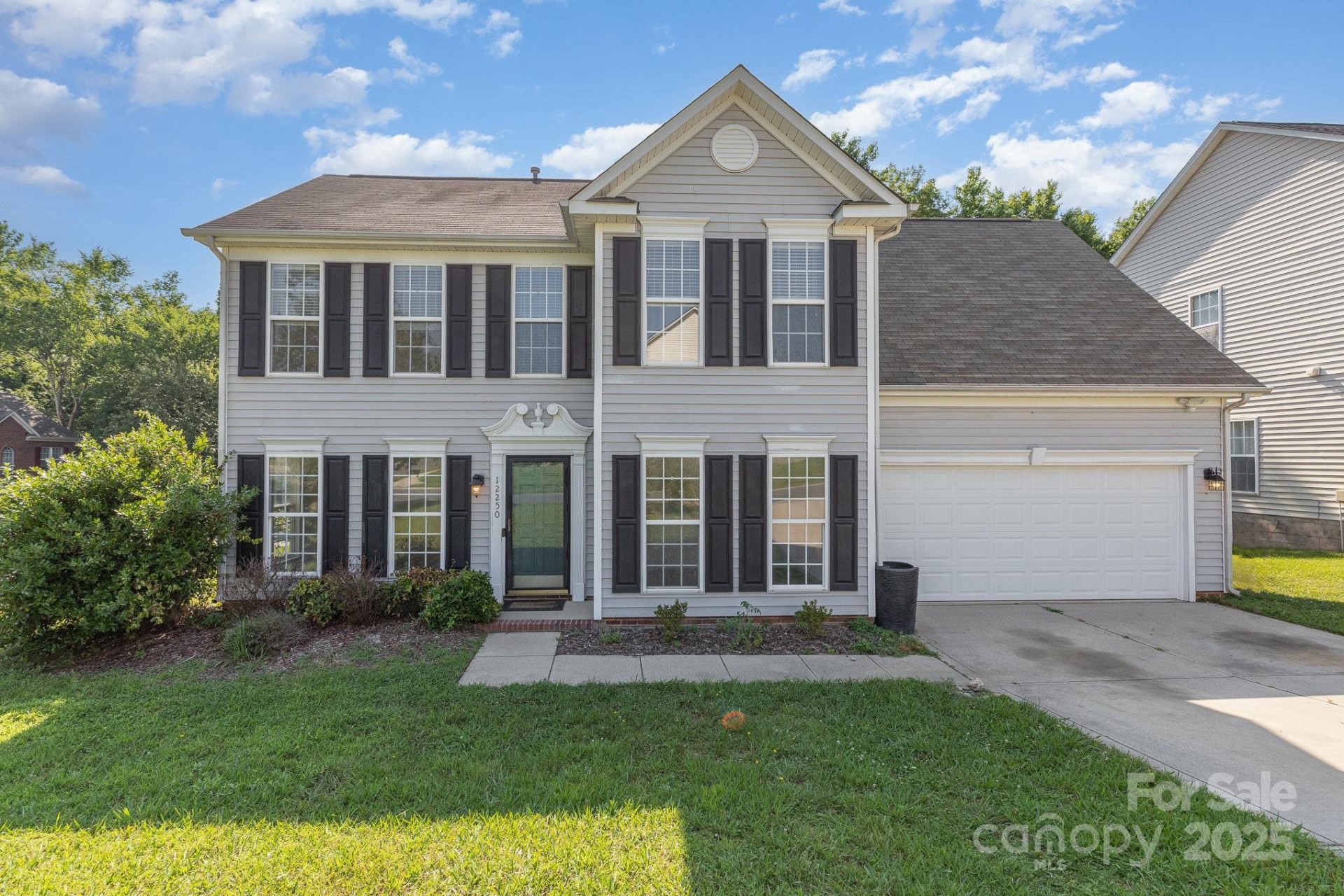 Stoney Creek, Charlotte Community