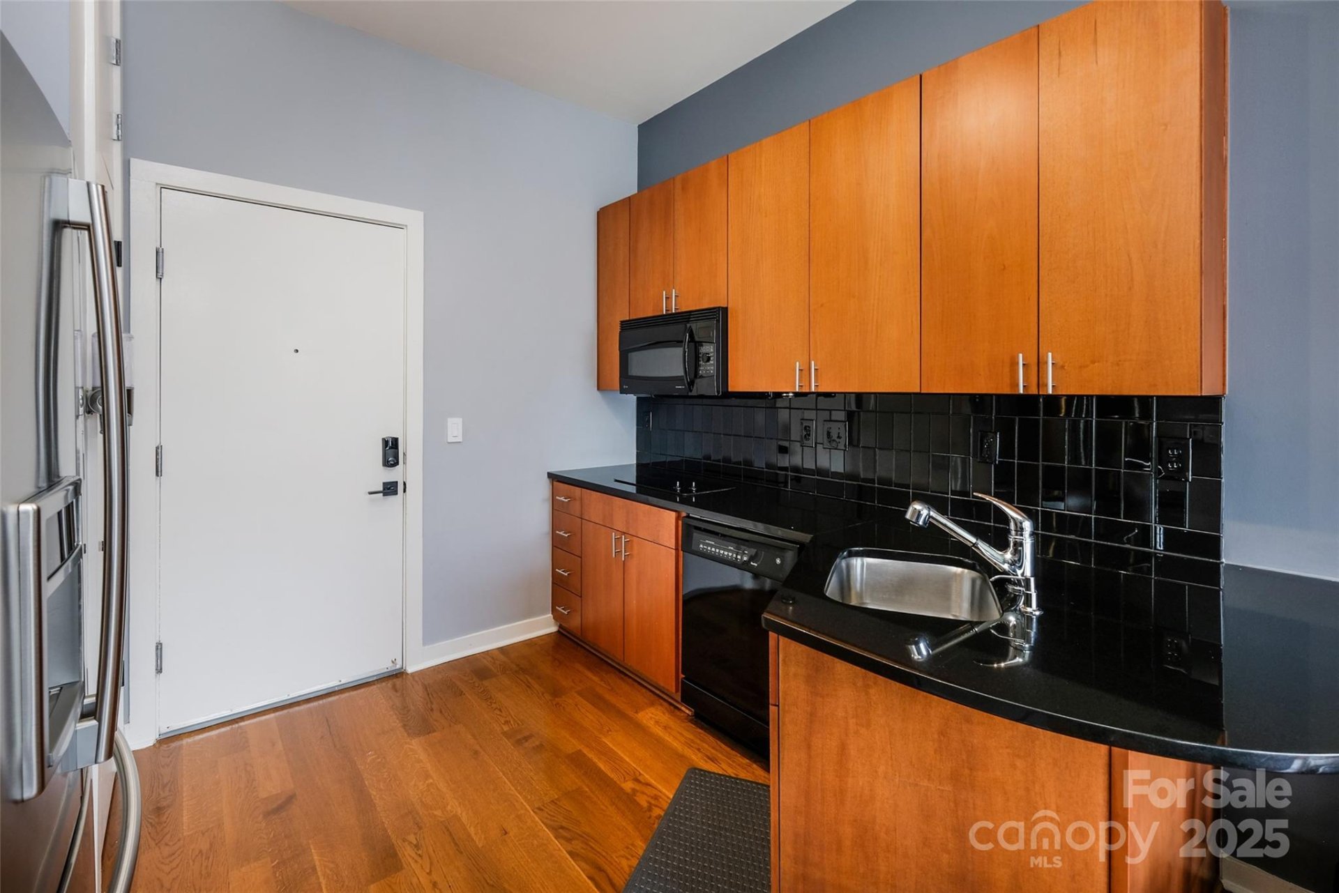 Property image 4 at 525 E 6th Street, Charlotte, NC 28202