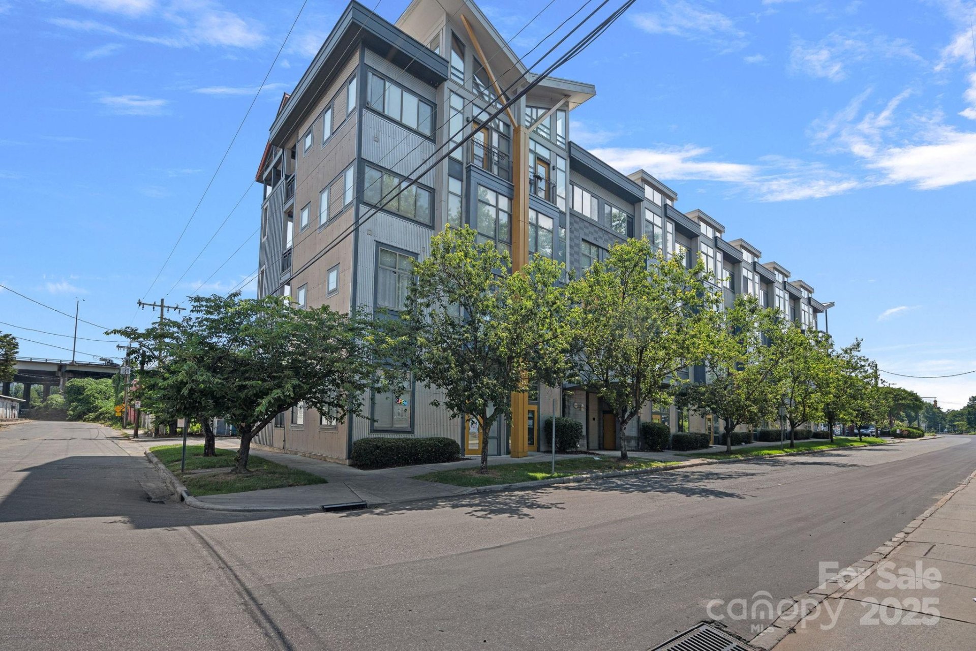 Property image 2 at 514 W 10th Street, Charlotte, NC 28202