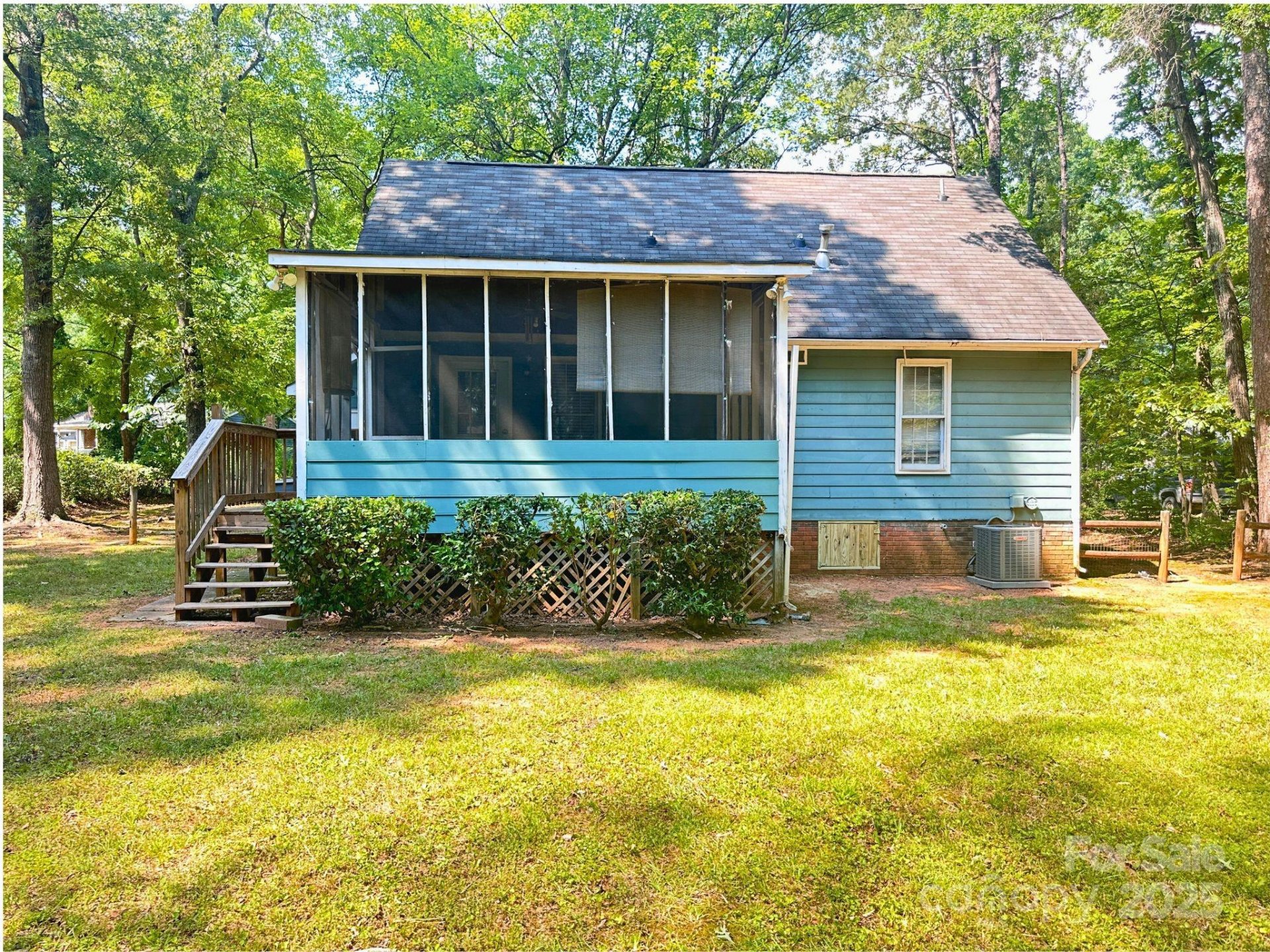 Property image 2 at 6543 Montezuma Trail, Charlotte, NC 28227