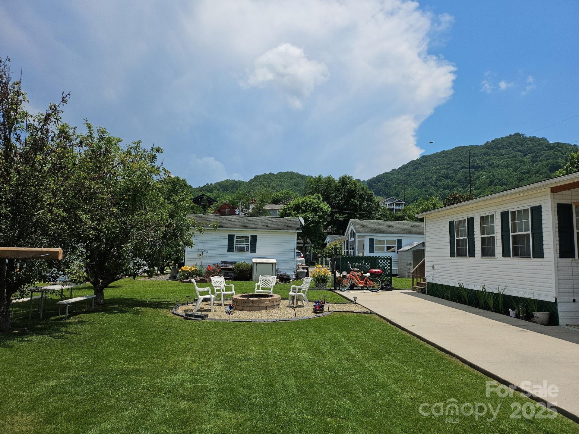 Property image 1 at 37 Strollers Lane, Waynesville, NC 28785