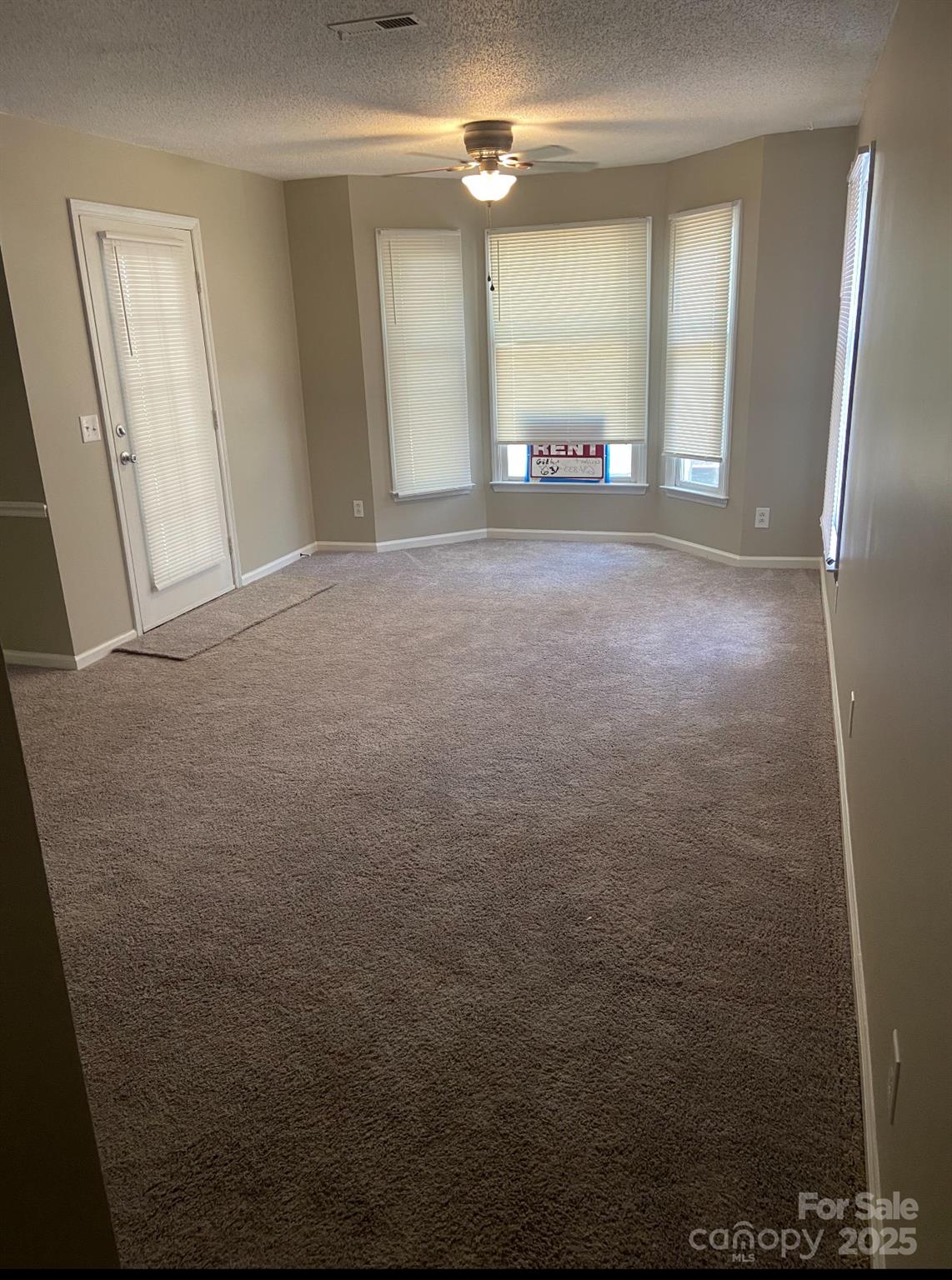 Property image 3 at 6260 Rosecroft Drive, Charlotte, NC 28215