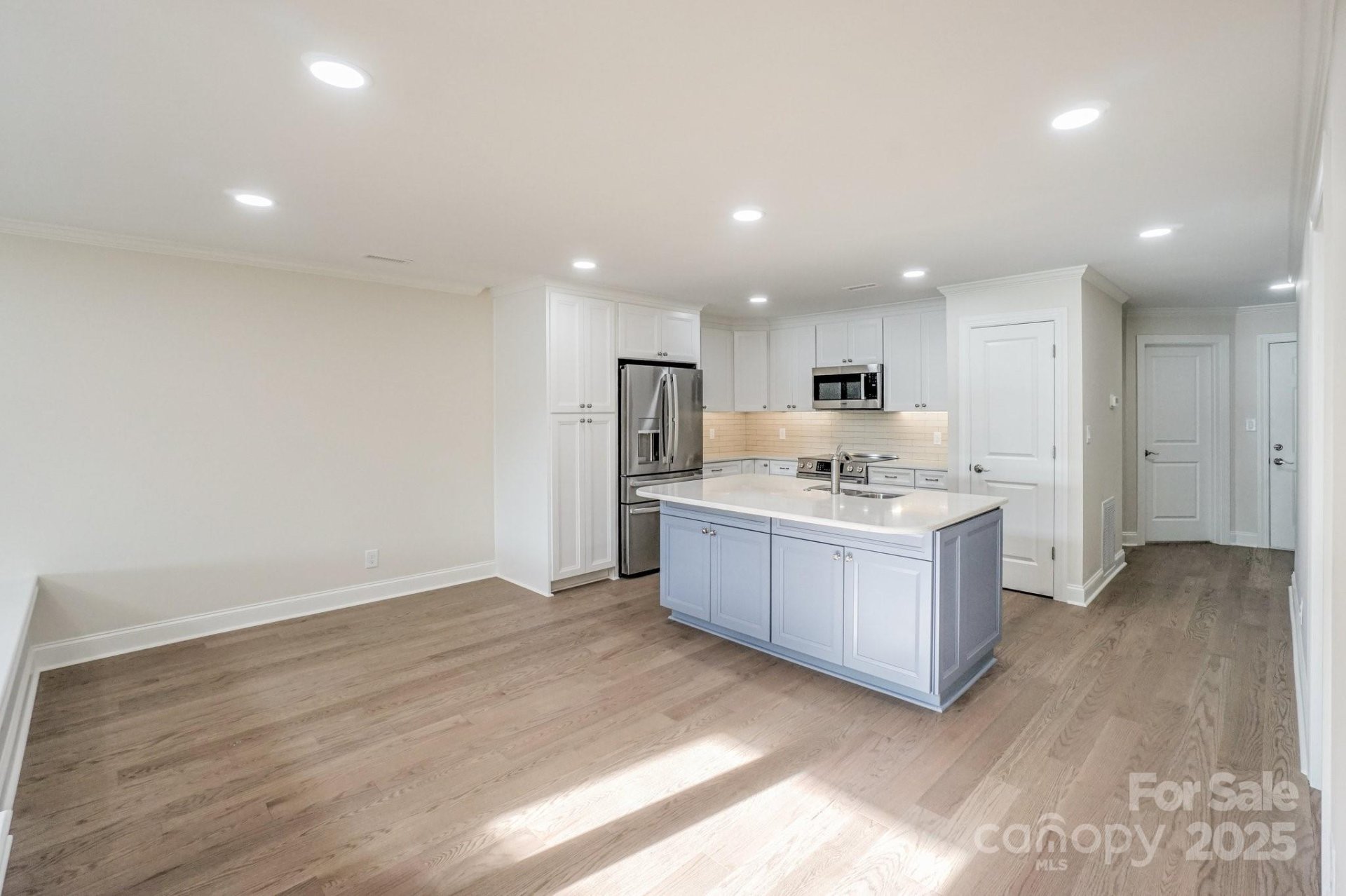 Property image 3 at 633 Portside Drive, Davidson, NC 28036