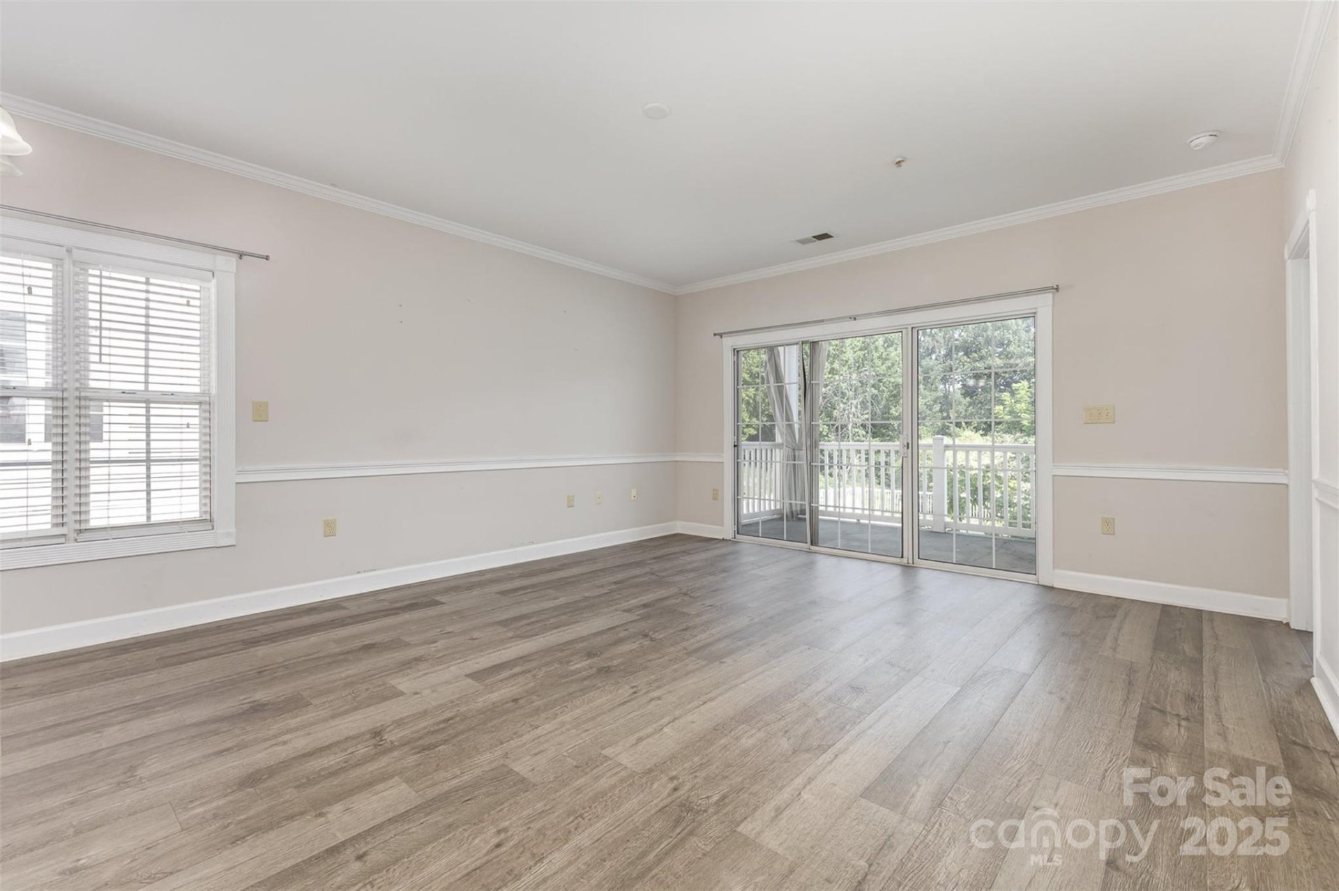 Property image 4 at 9271 Meadow Vista Road, Charlotte, NC 28213